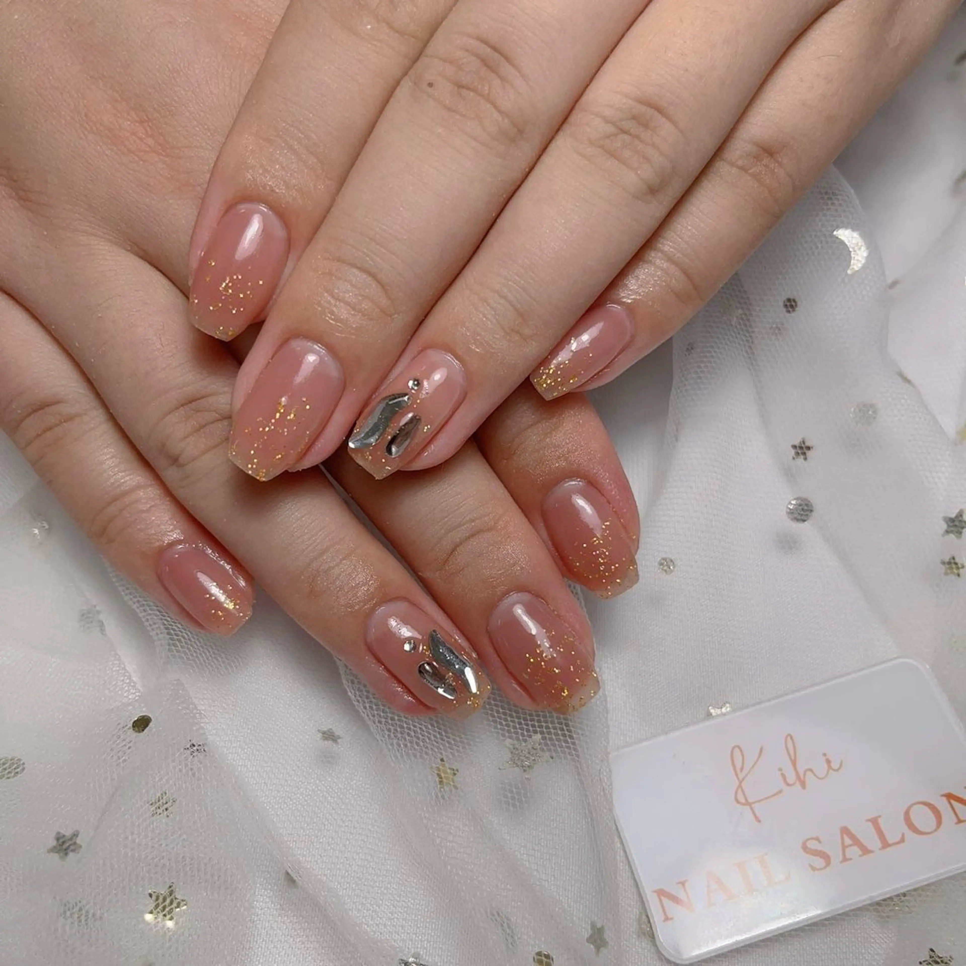 ネイル アートネイル フレンチネイル ジェルネイル グラデーション 韓国ネイル ハンドネイル ハンドケア さくら💮💮 【オフ無料】のネイルデザイン