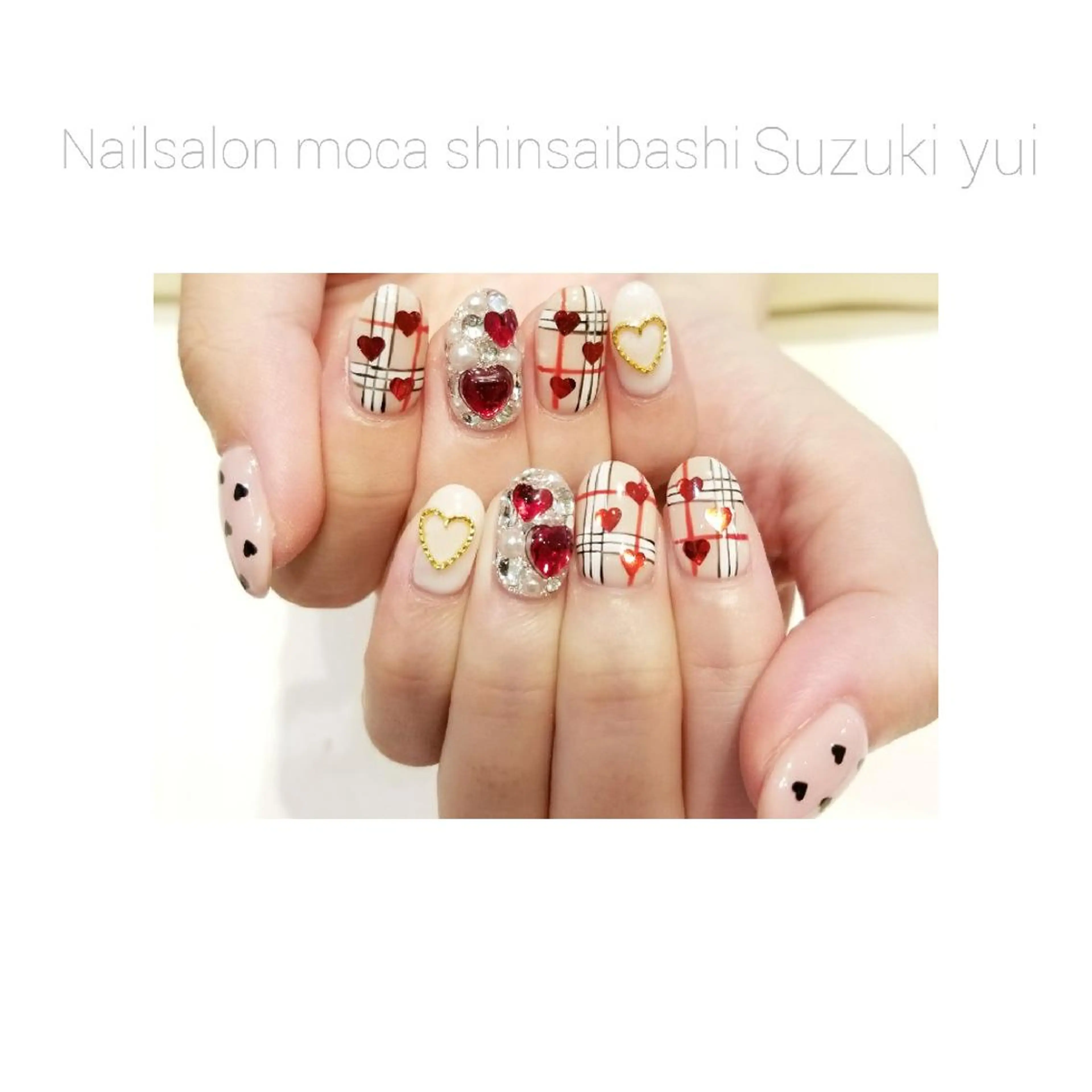 ネイル gotoday新宿店所属・鈴木 ゆいのネイルデザイン
