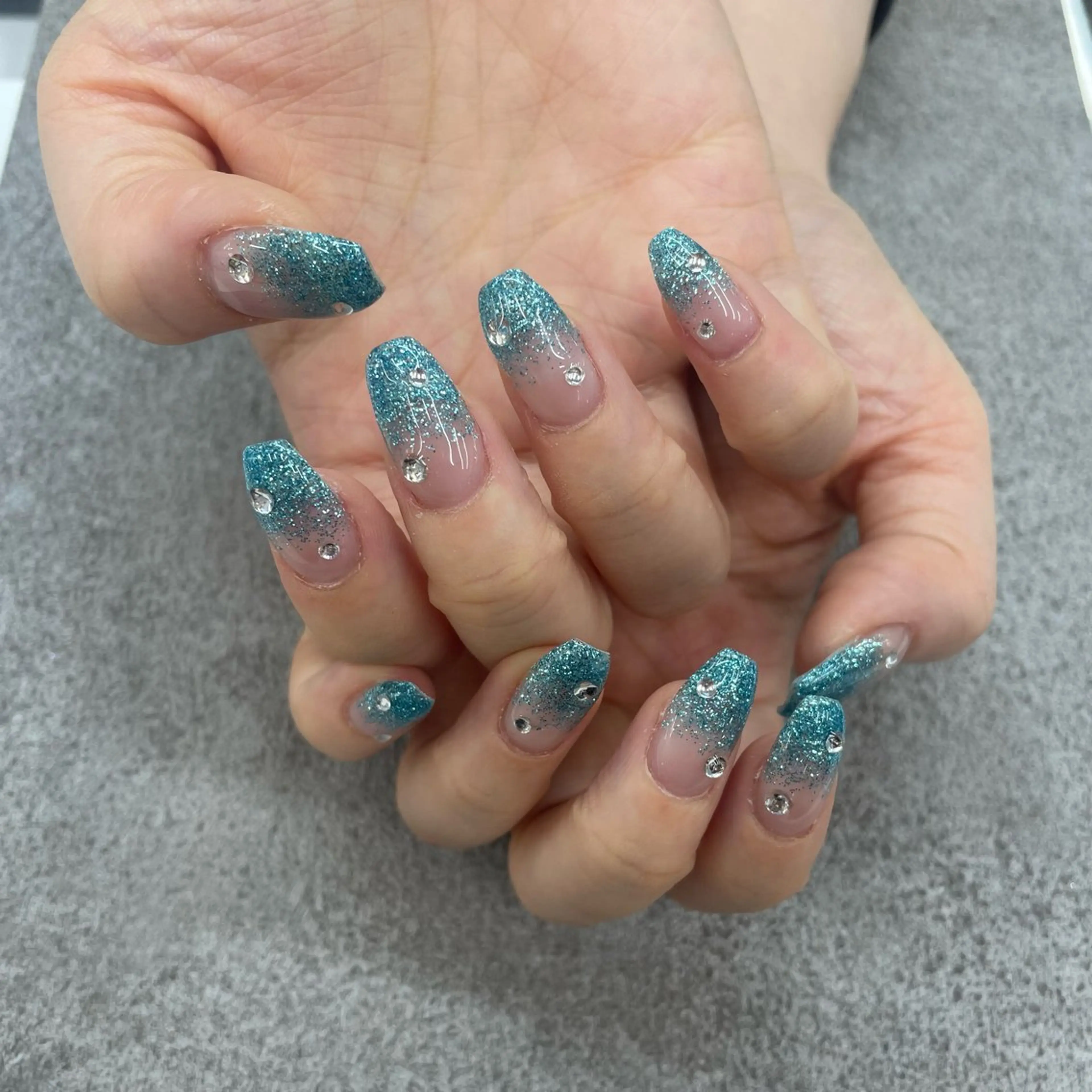 ネイル MAXKELLY ANNAのネイルデザイン