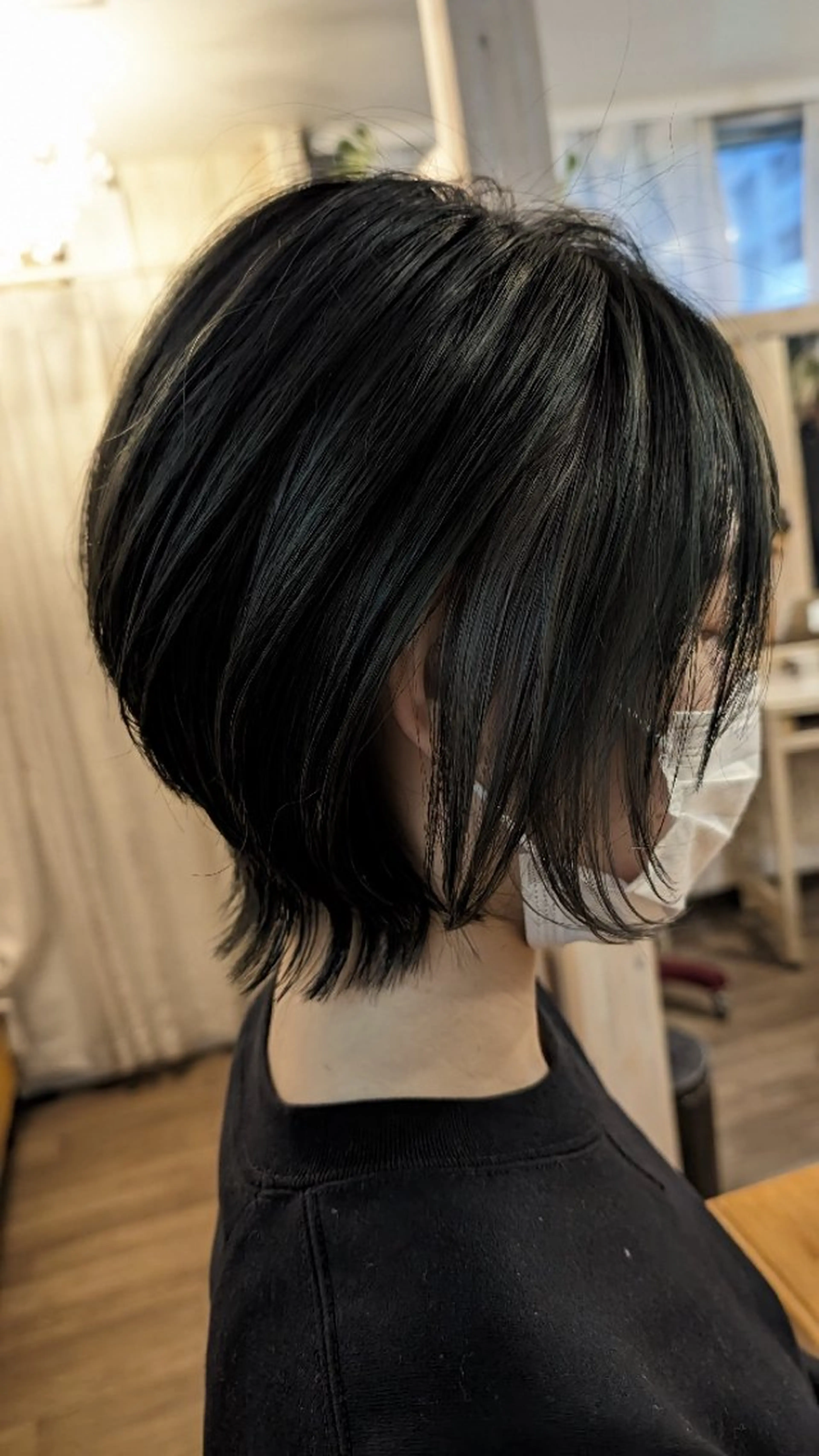 ショート ボブ ショートヘア 小顔カット 外ハネヘア MOCO hair  flor /kohのヘアスタイル