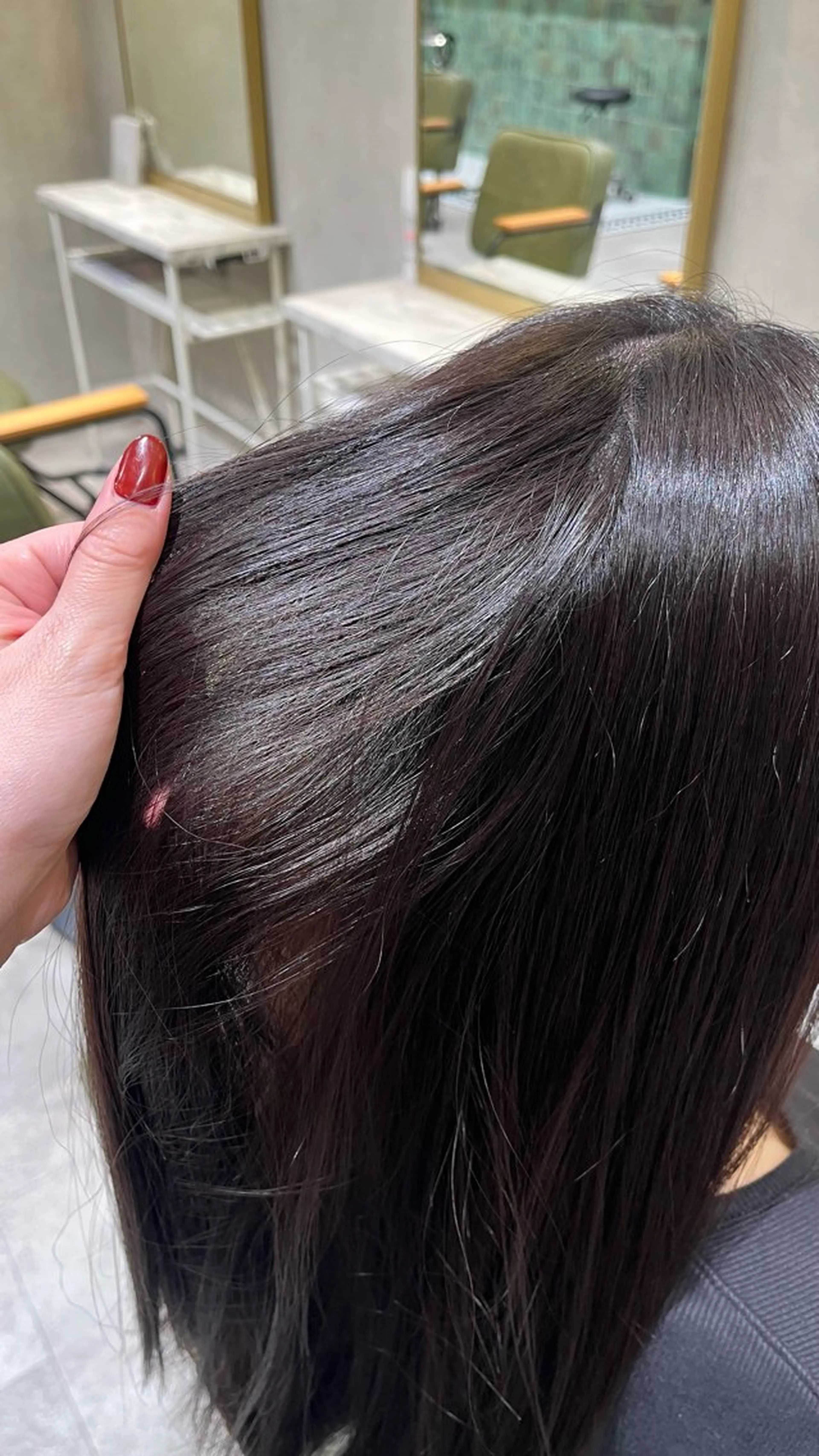 ロング カラー 新宿/ヘアカラー AiNAのヘアスタイル