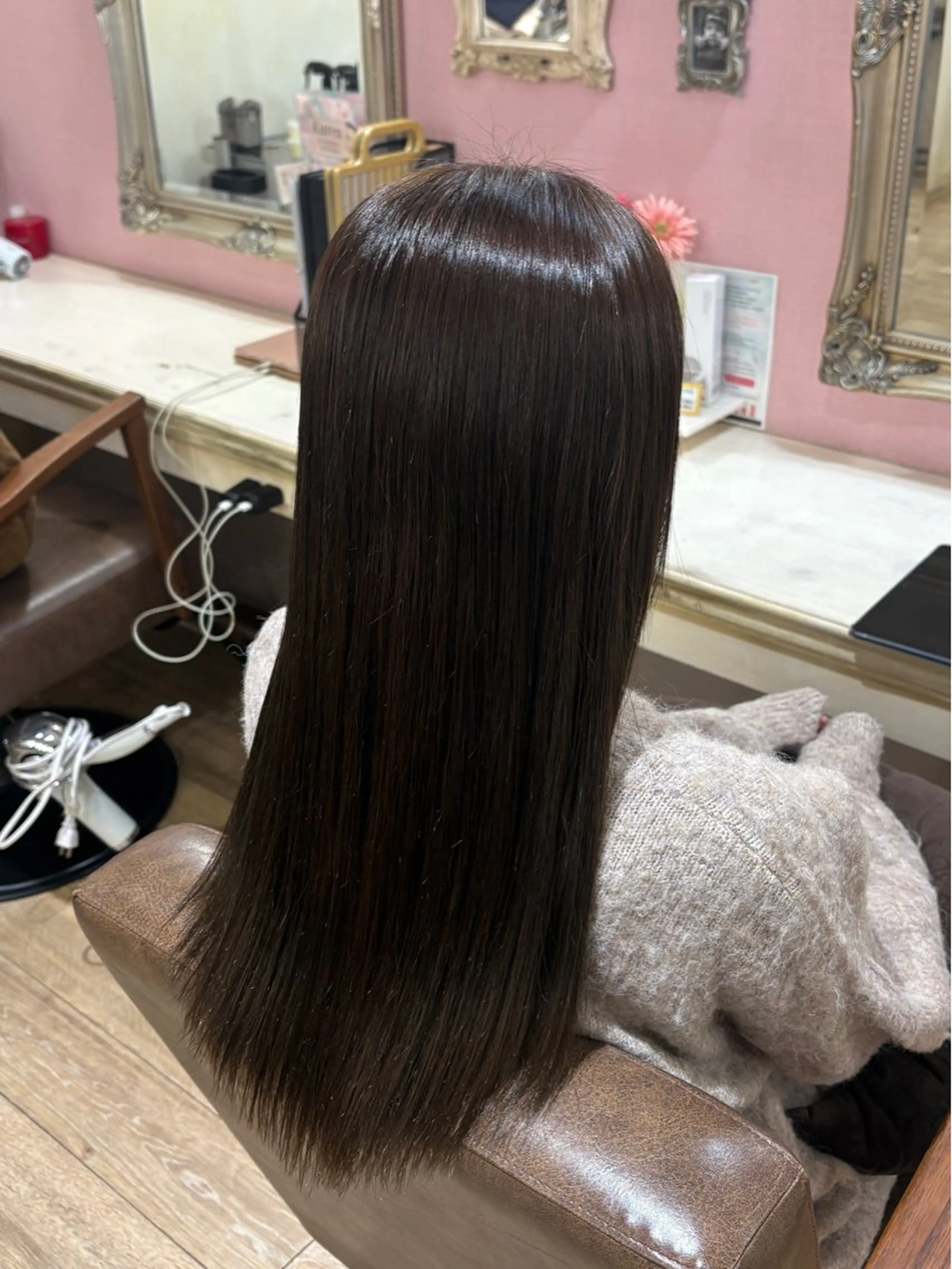 カラー Plaatje 響のヘアスタイル