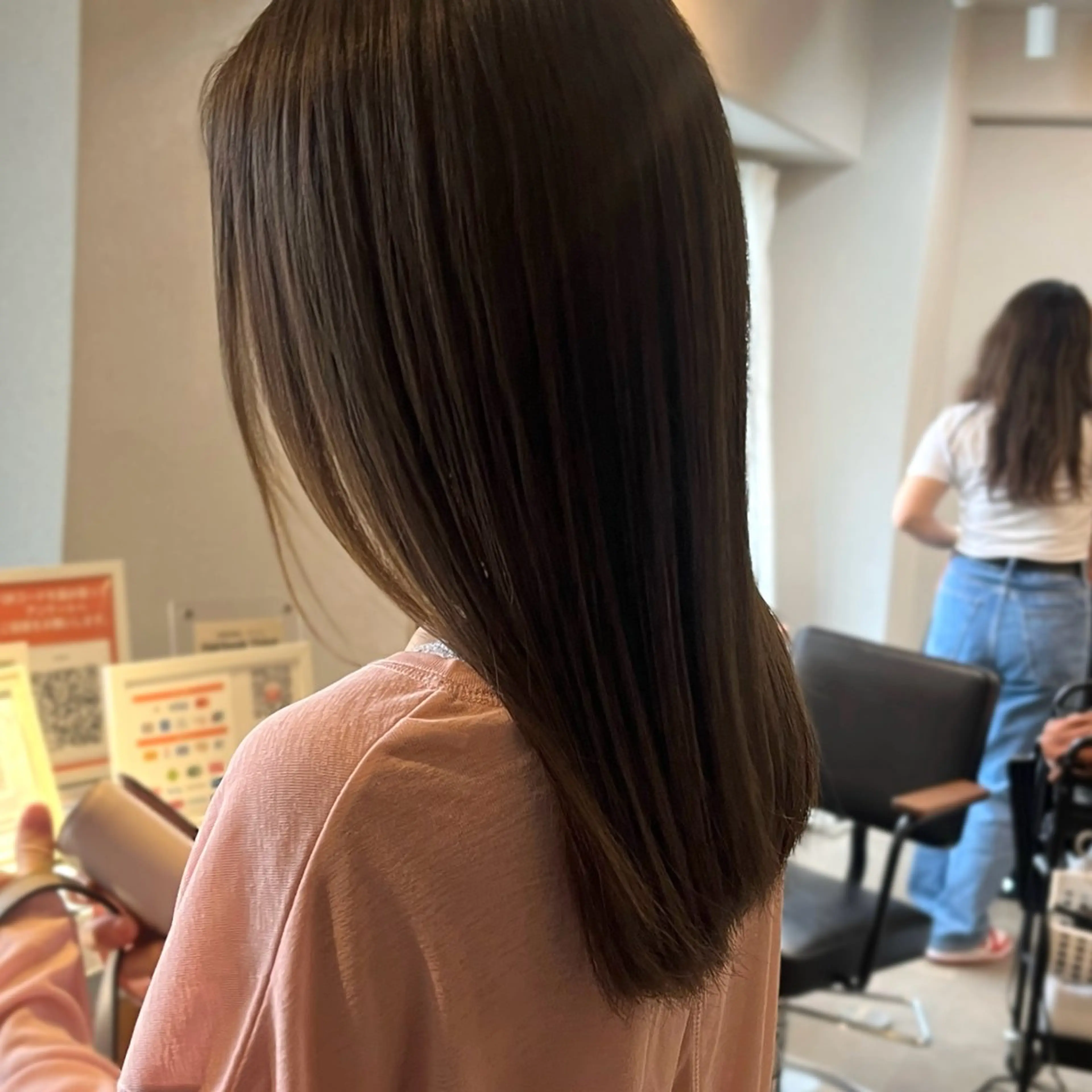 ミディアム カラー ブラウンカラー オリーブブラウン オレンジ ボブ/透明感カラー /坂口恵梨子のヘアスタイル