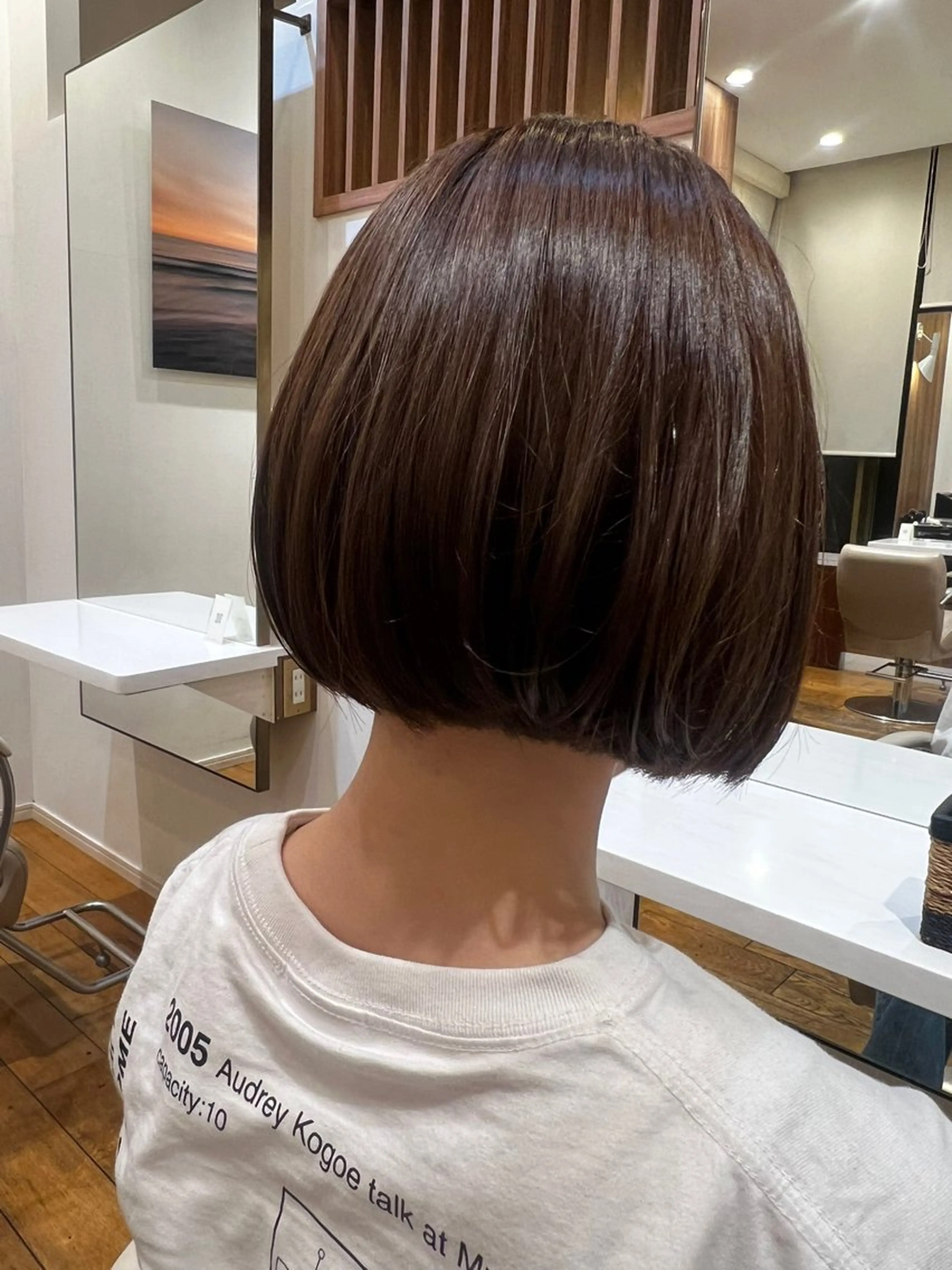 ショート カラー コバヤシ ユメのヘアスタイル