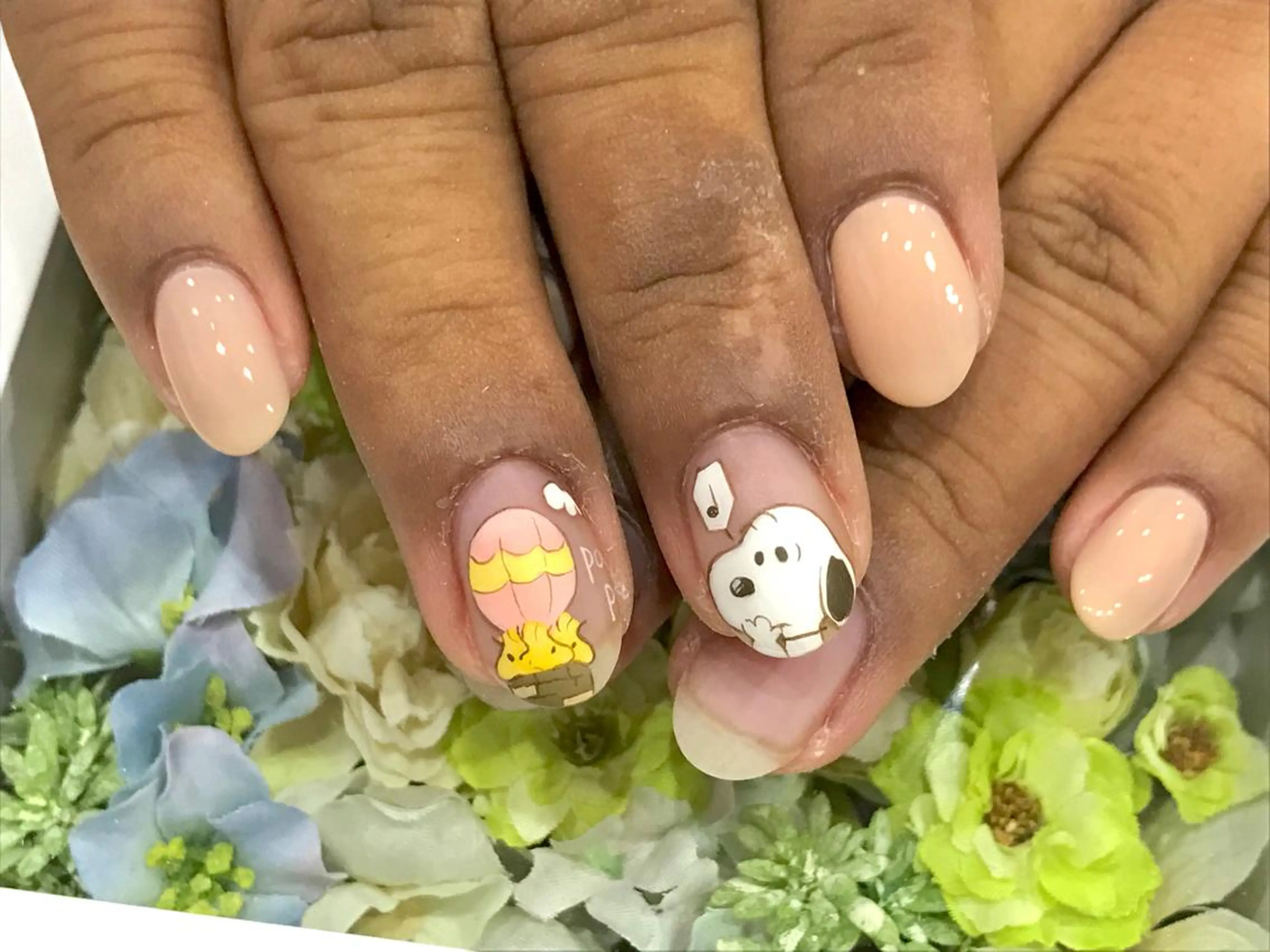 ネイル METORO NAILのネイルデザイン