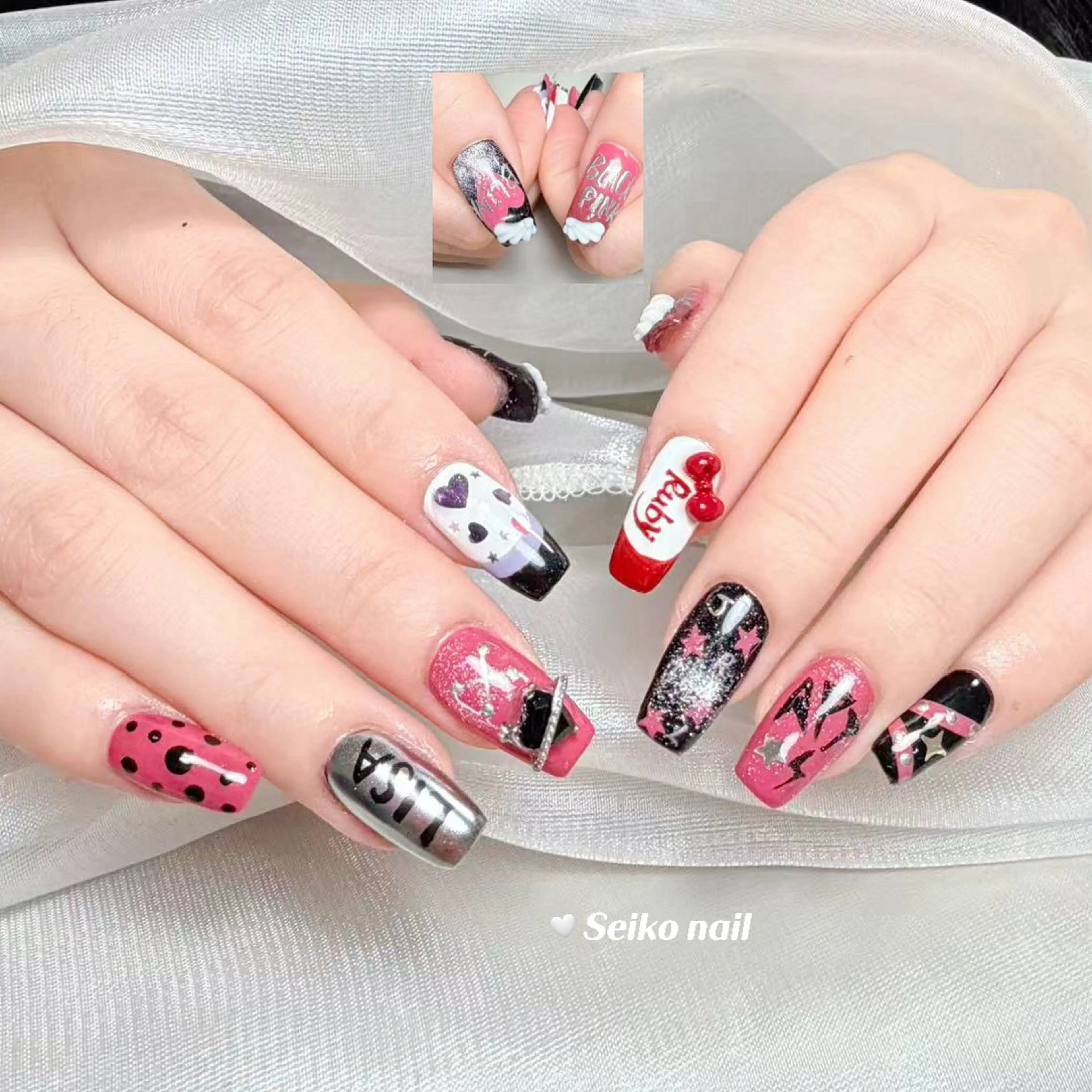 【持ち込み150分】ゴージャスデザイン（時間内デザイン、パーツ何本でもOK）の写真