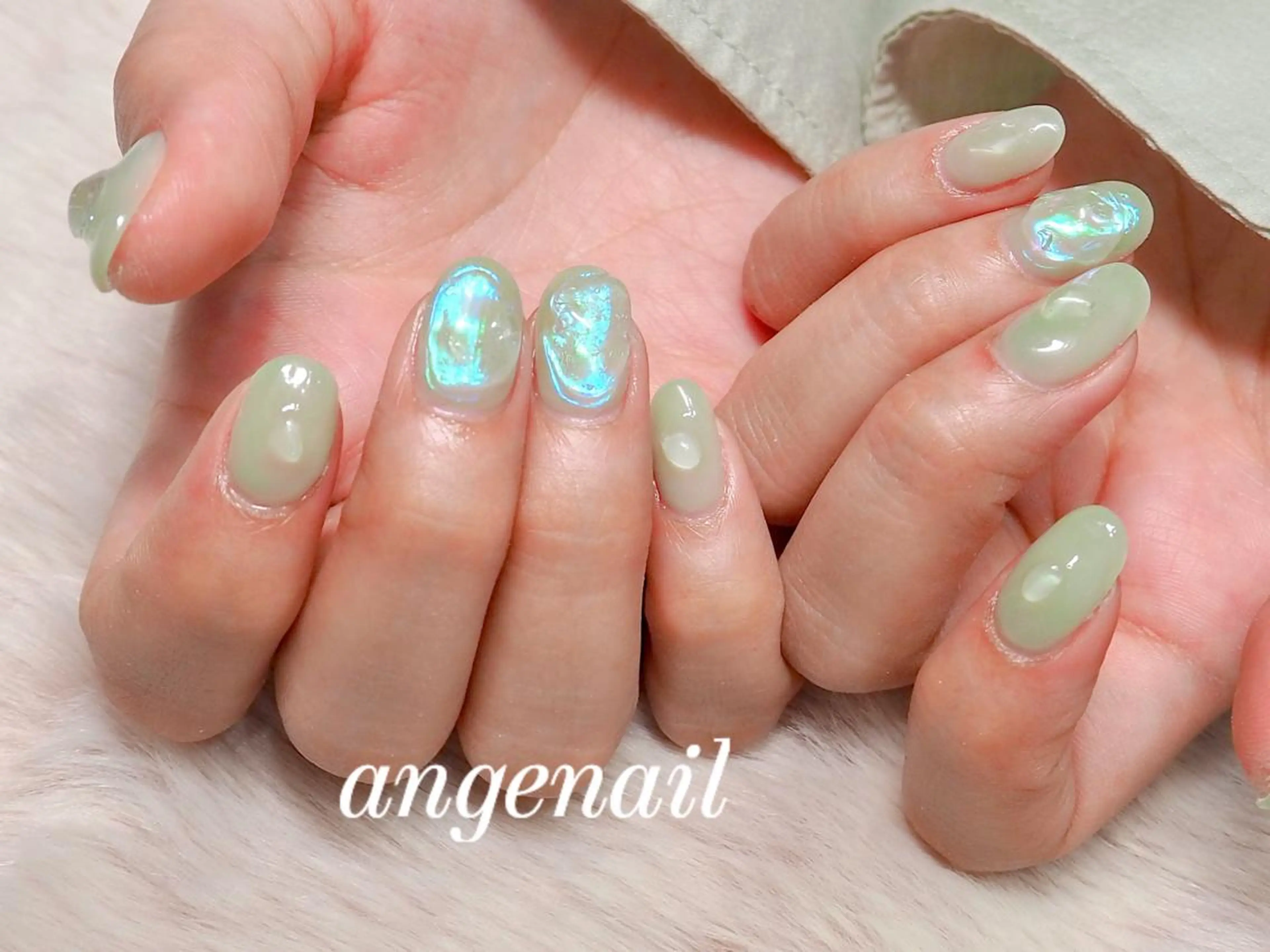 ネイル ハンドネイル オーナーネイリスト MAKIのネイルデザイン