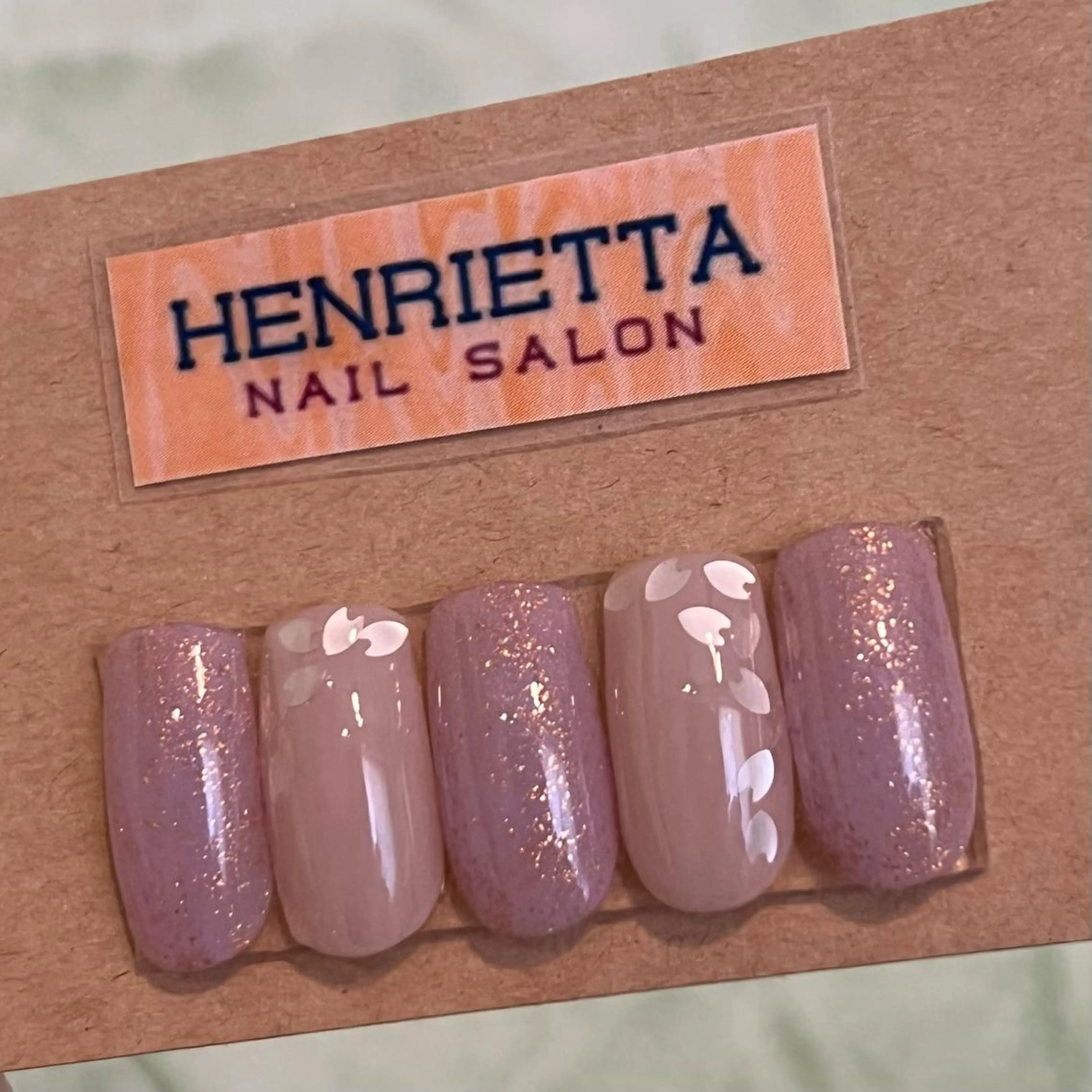 ネイル 桜ネイル フットネイル HENRIETTA NAILSALONのネイルデザイン