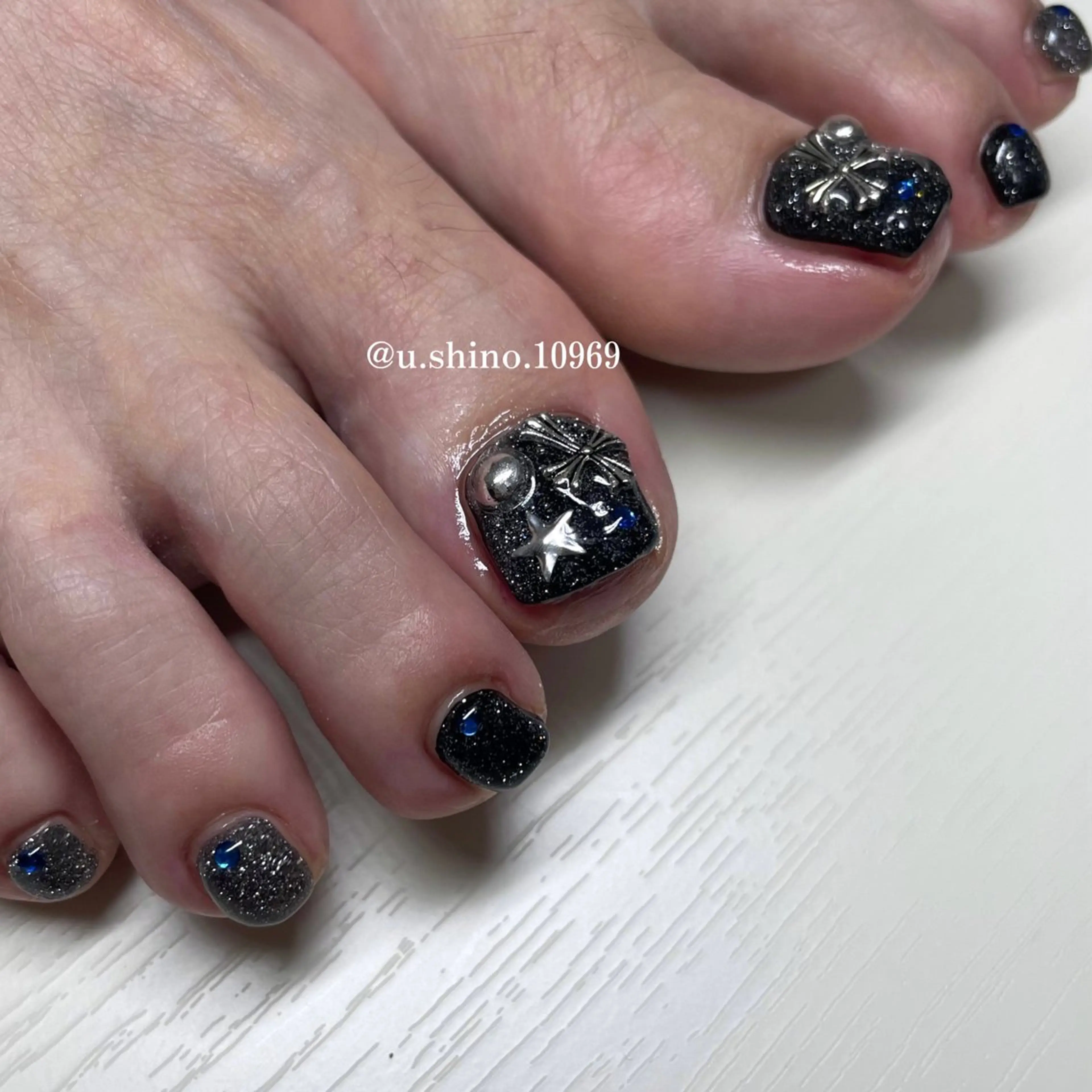 ネイル フットネイル MoonLight SHINOのネイルデザイン