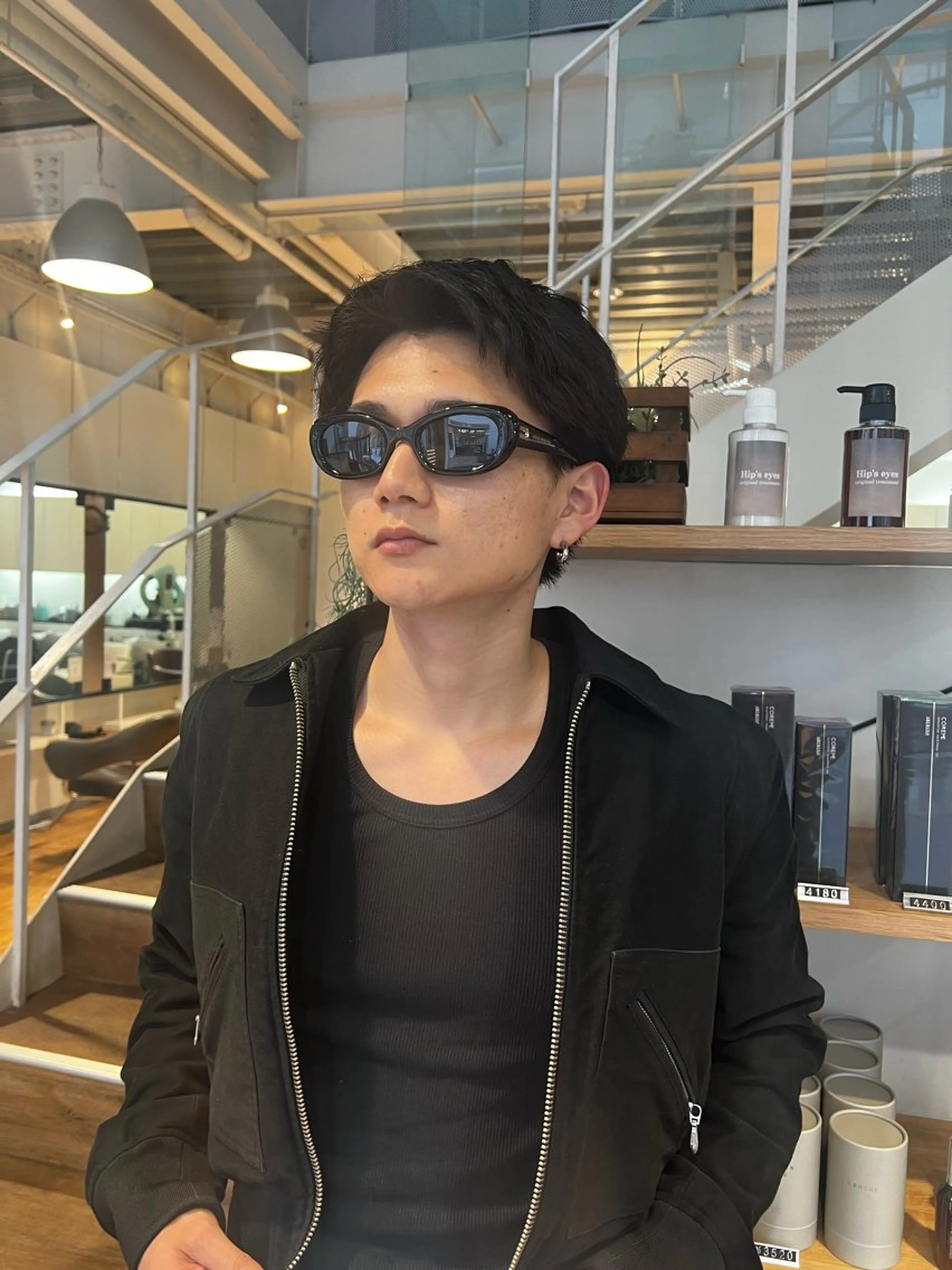 ショート パーマ メンズ 四方田 皐希のヘアスタイル