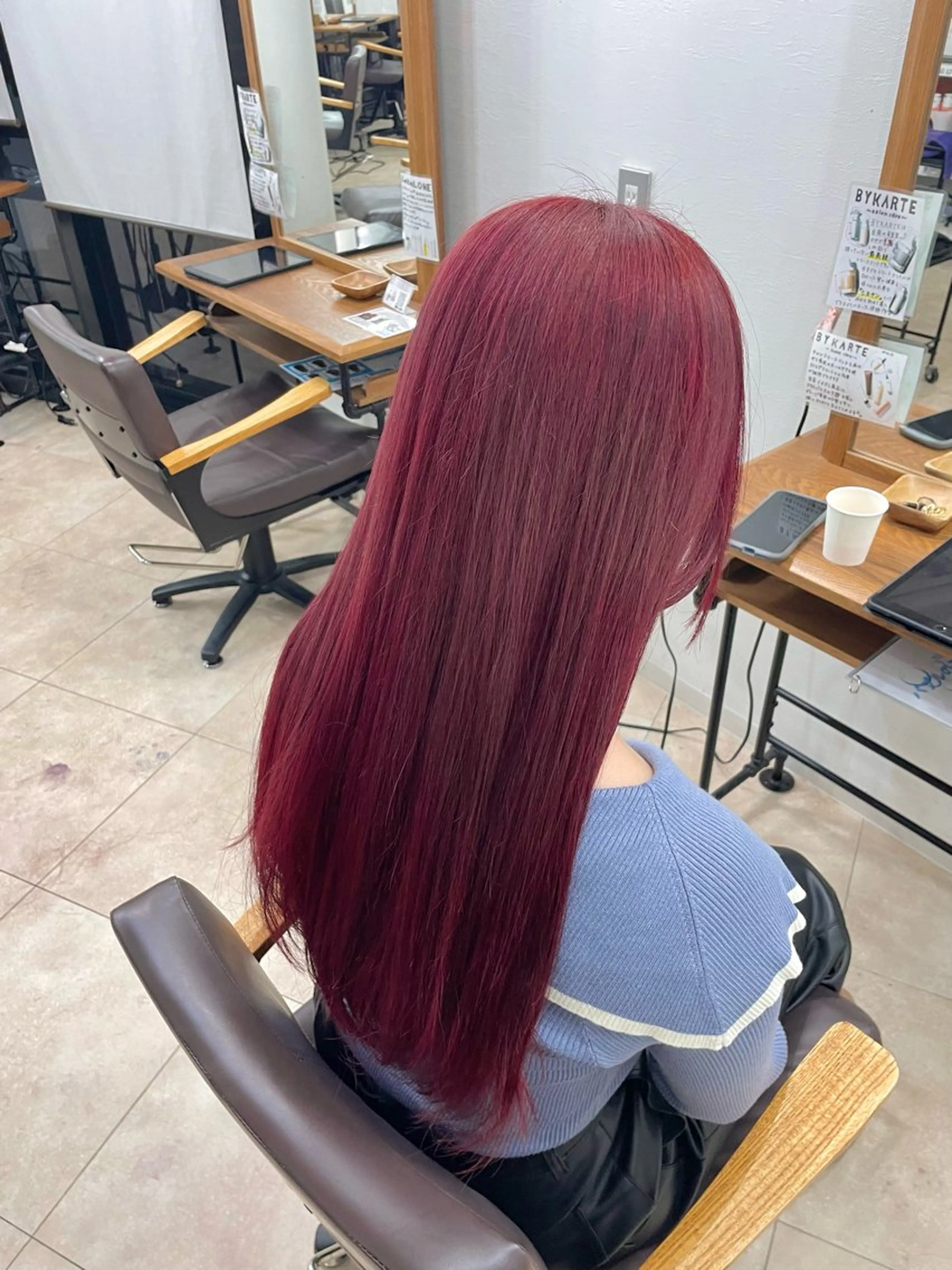 ロング _WHITE 佐伯 碧のヘアスタイル