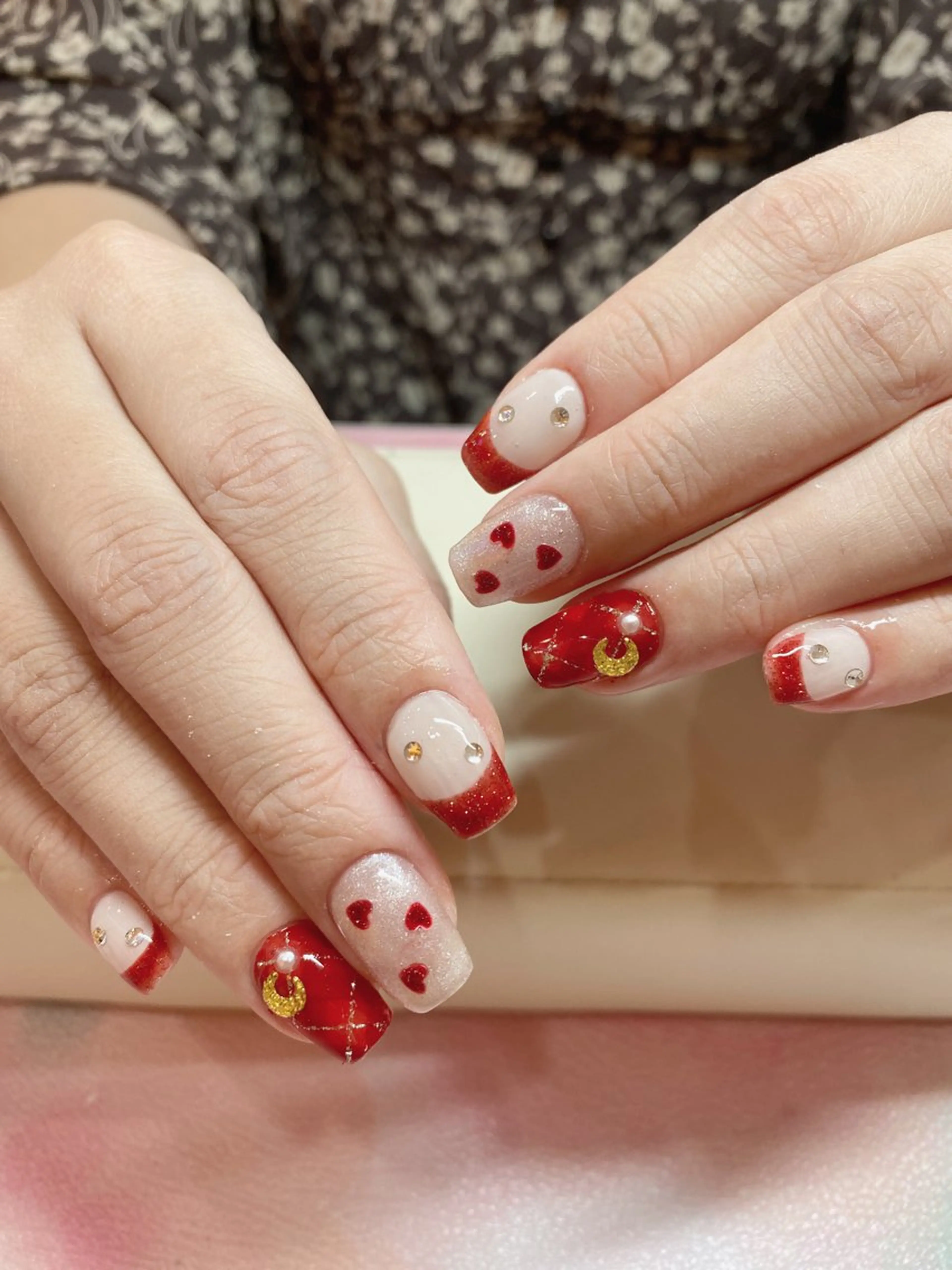 ネイル LEDアイラッシュ ∩_∩アオイのマツエク・マツパデザイン