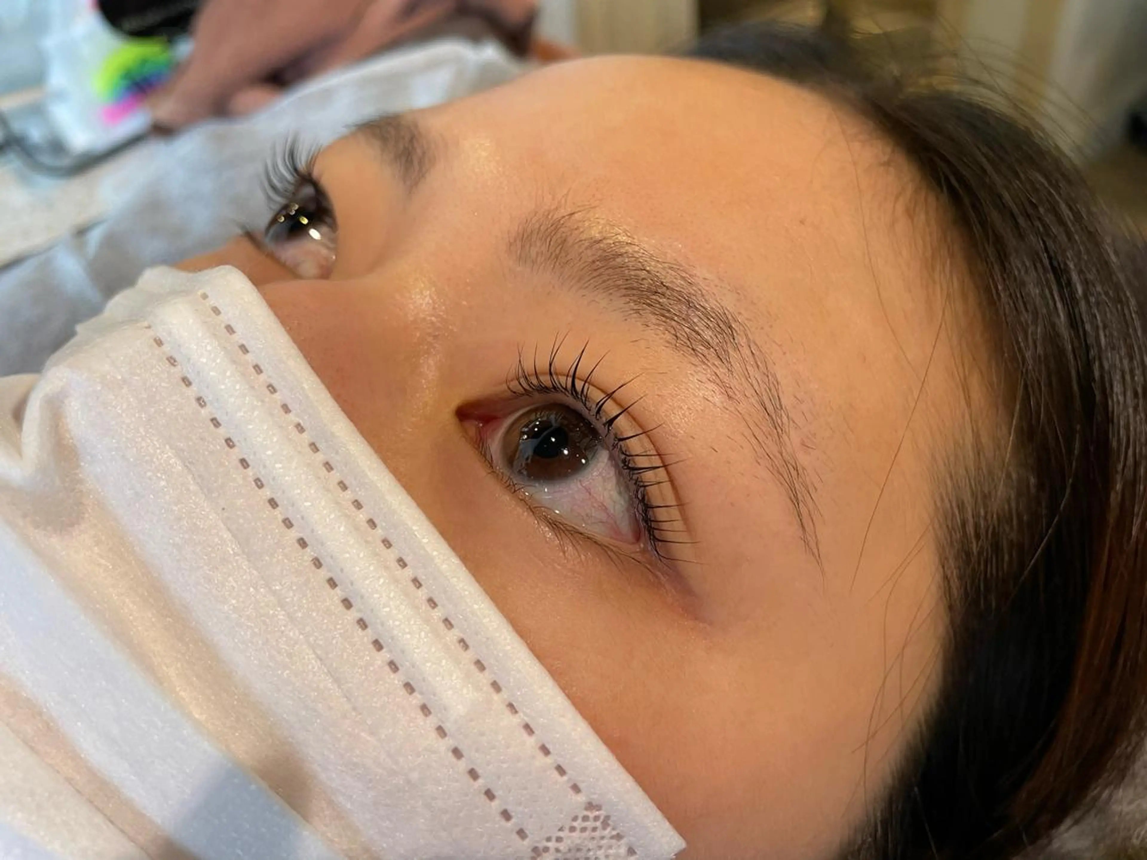 マツエク・マツパ アイブロウ 桑田 新菜のヘアスタイル