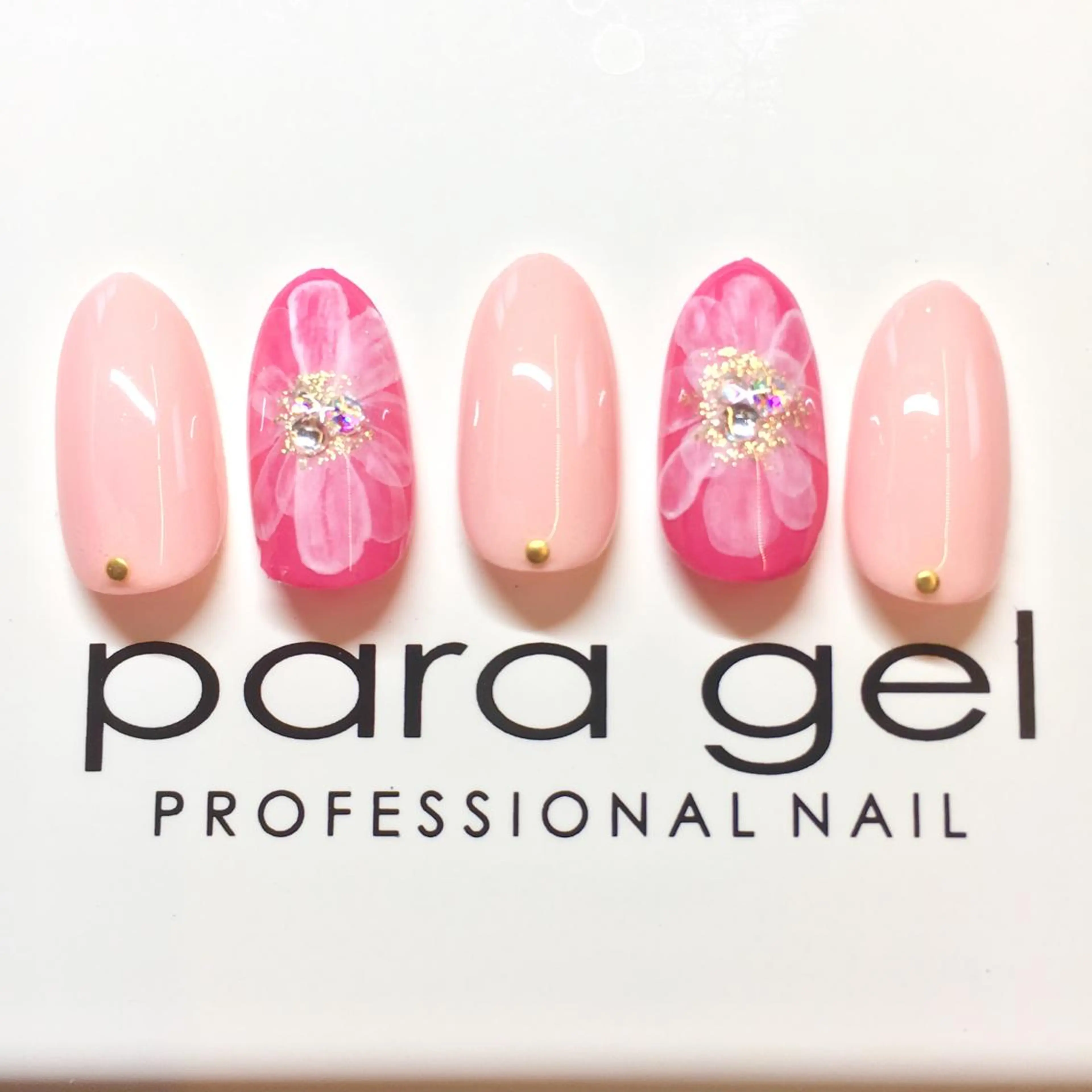 ネイル フラワーネイル フットネイル ジェルネイル ミラーネイル パラジェル ハンドネイル clover nailのネイルデザイン