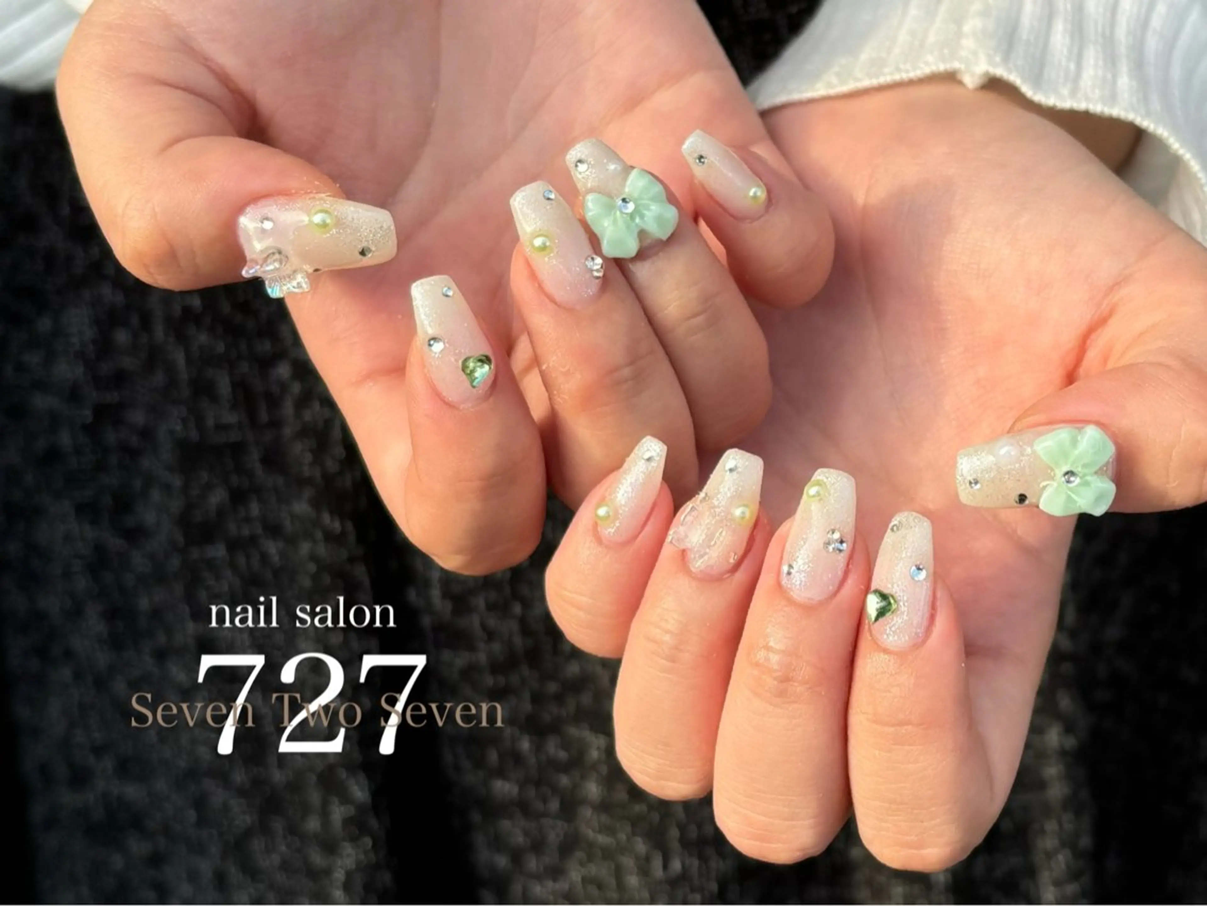 ネイル ハンドネイル 727 nailのネイルデザイン