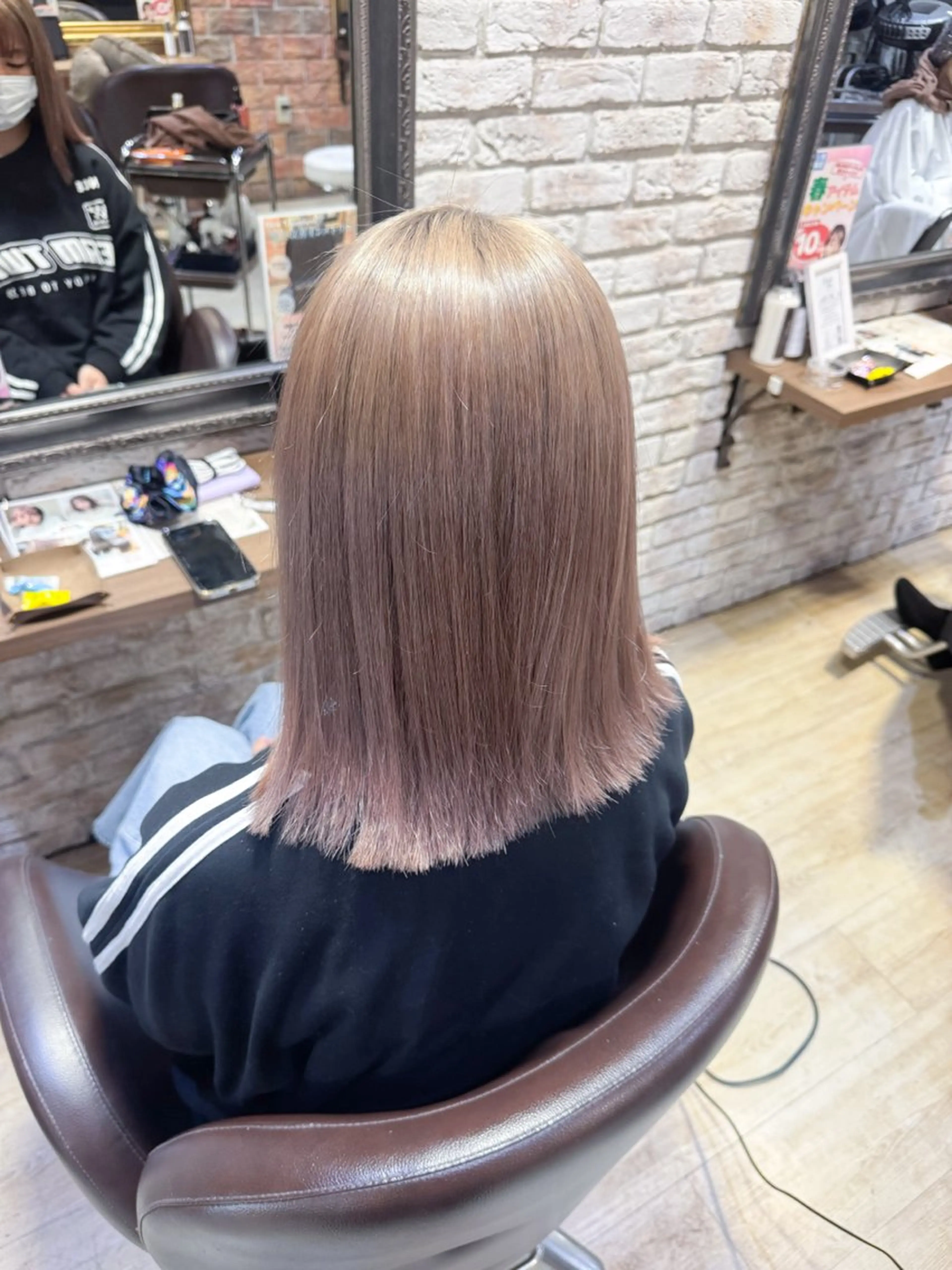 ミディアム 古川 流久のヘアスタイル