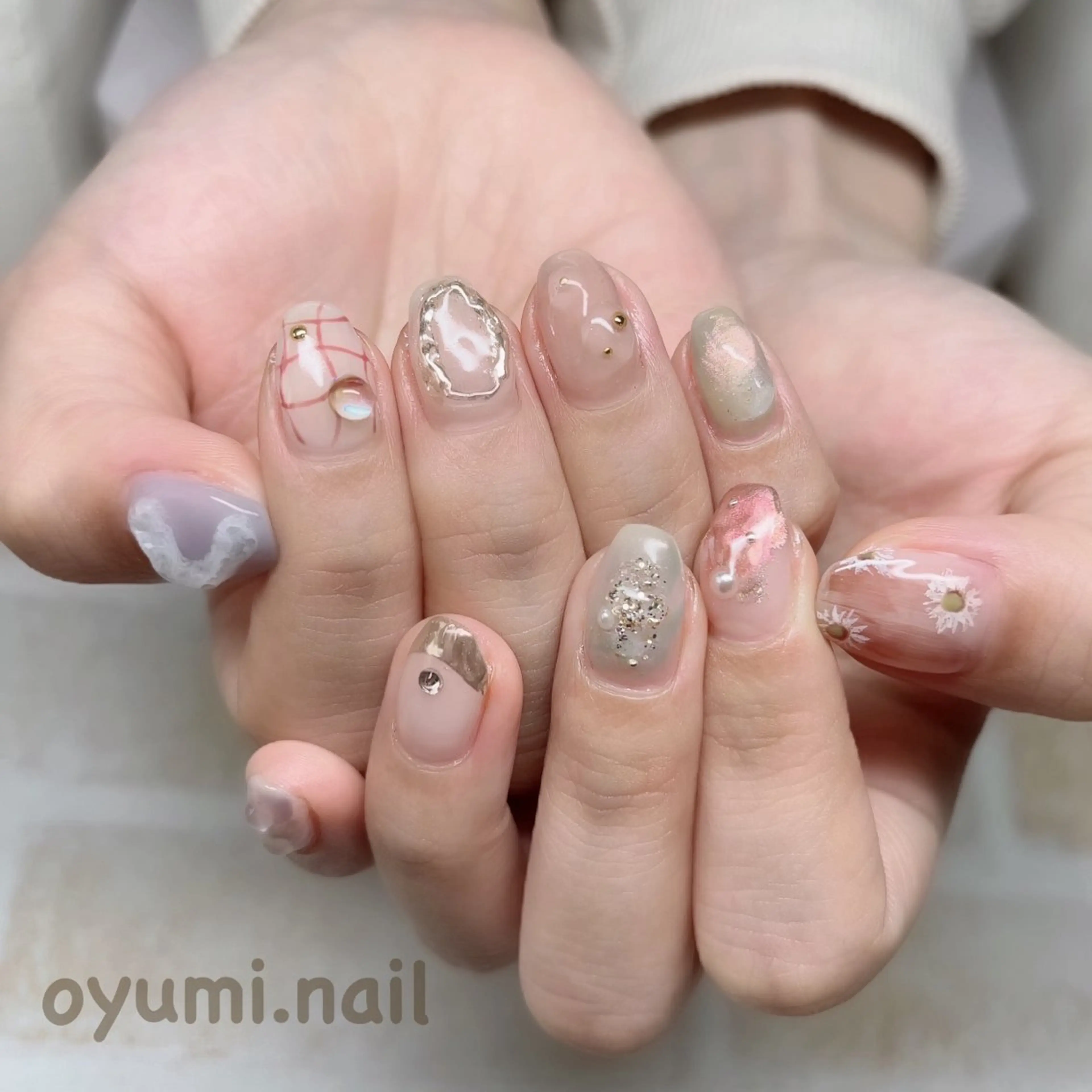 キッズ ネイル ニュアンスネイル 春ネイル ハンドネイル takanashi yumiのネイルデザイン