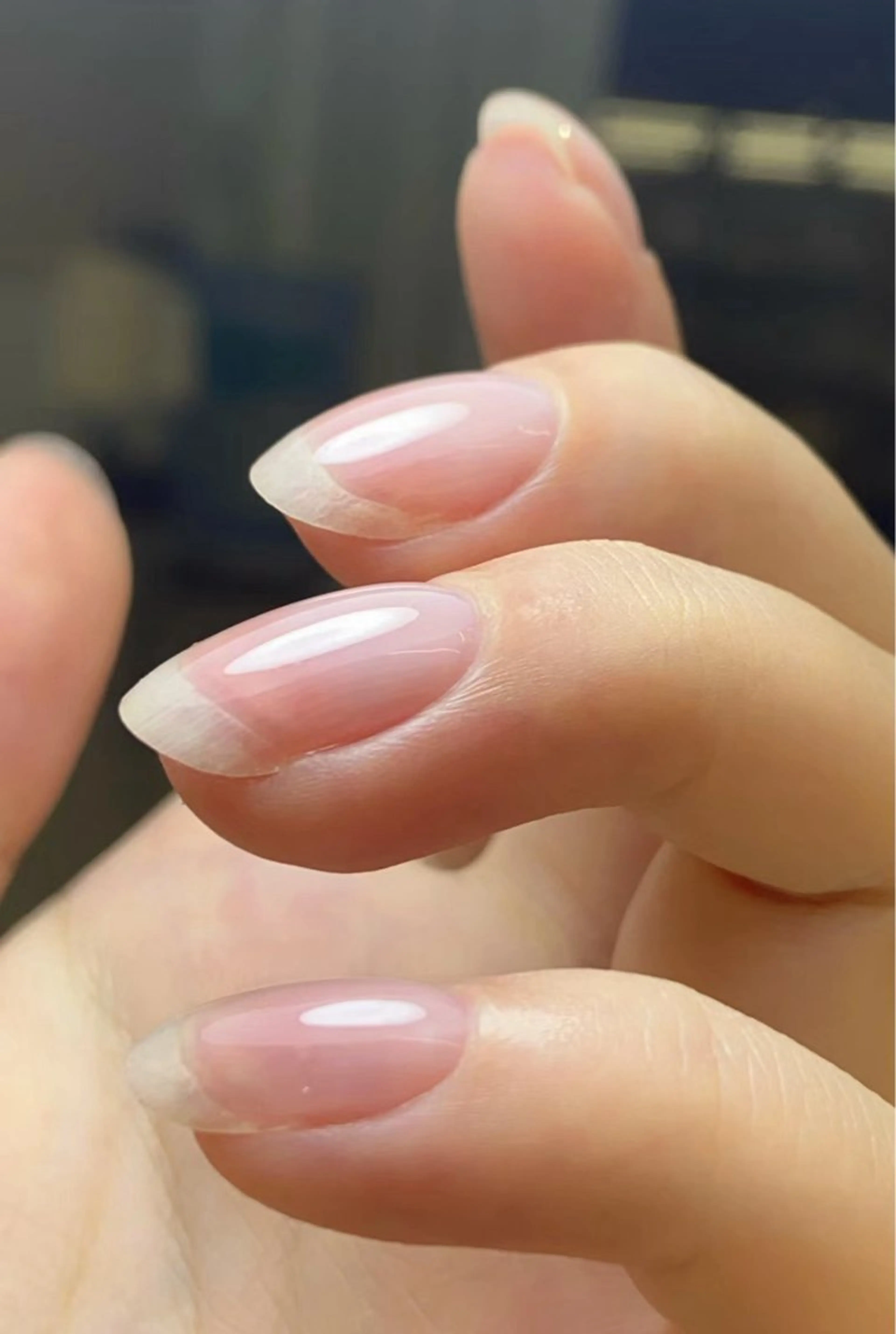 【ソフトオフ込み、ケア付き】クリアジェルのみ仕上げ、カラーが出来ない方に💅の写真