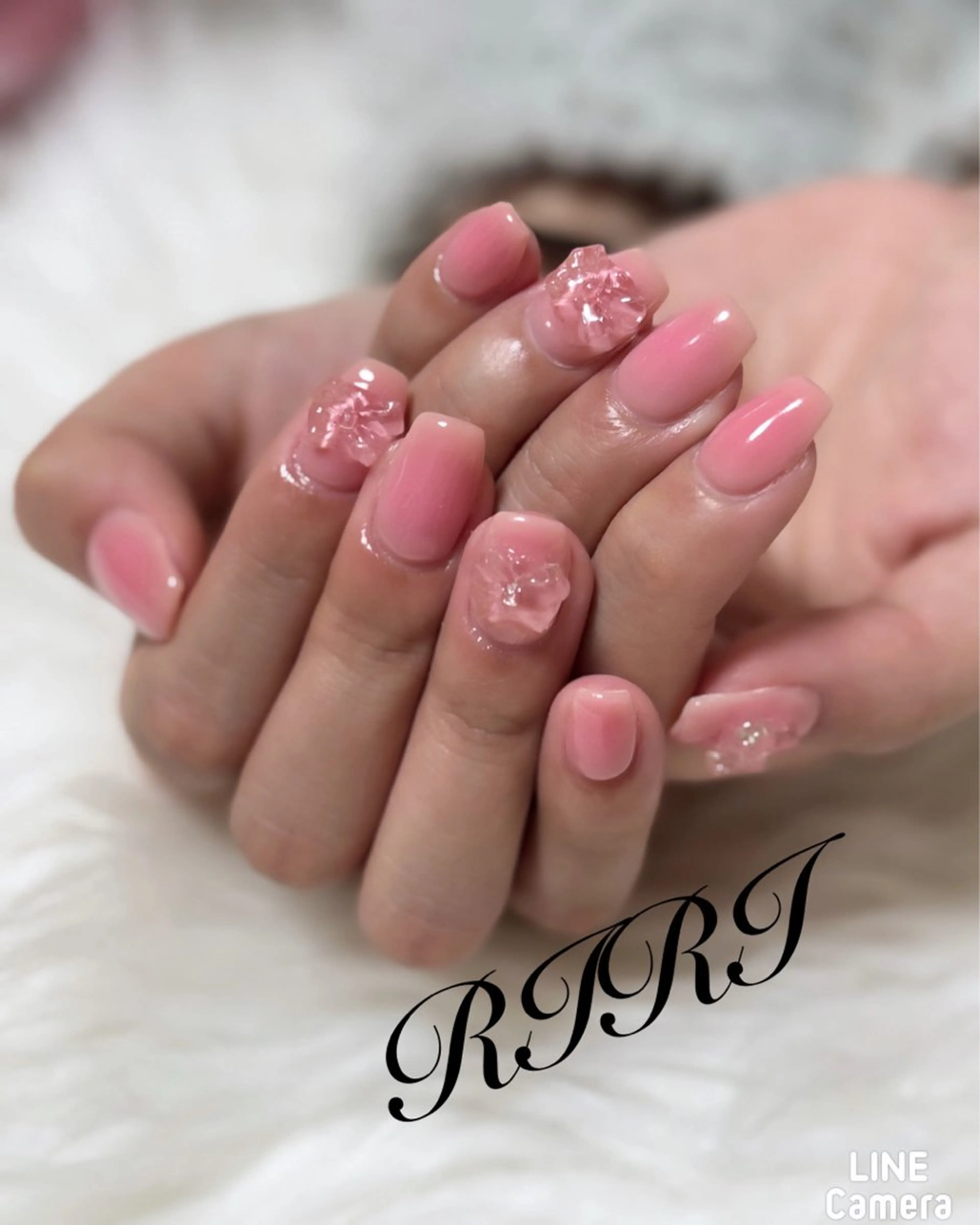 ネイル チークネイル ジェルネイル キラキラネイル 韓国ネイル ピンク ハンドネイル riri オーナーのネイルデザイン