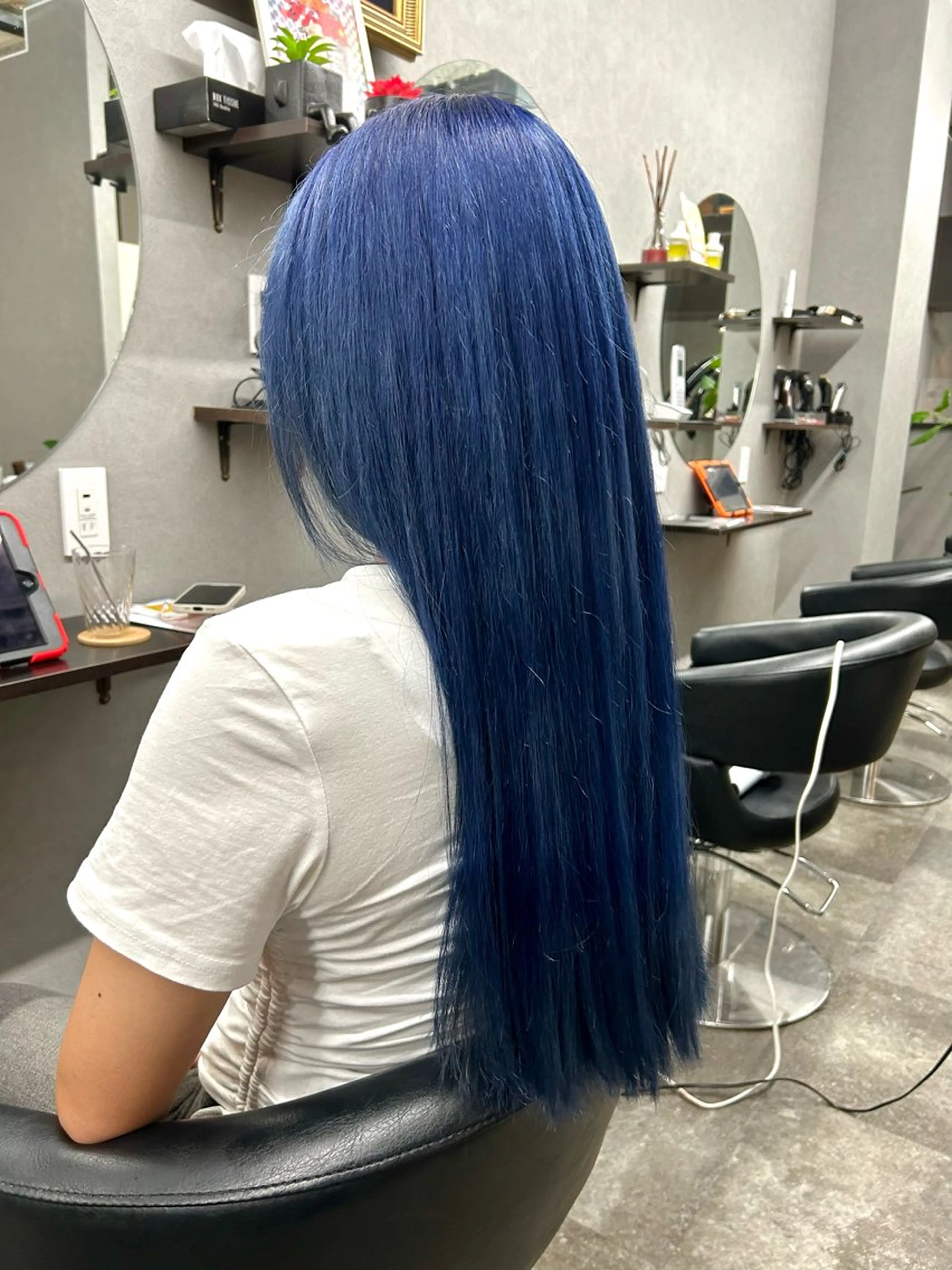 ロング カラー ブルーカラー ネイビーカラー ヘアカラー ゲーマー美容師 KENTOのヘアスタイル