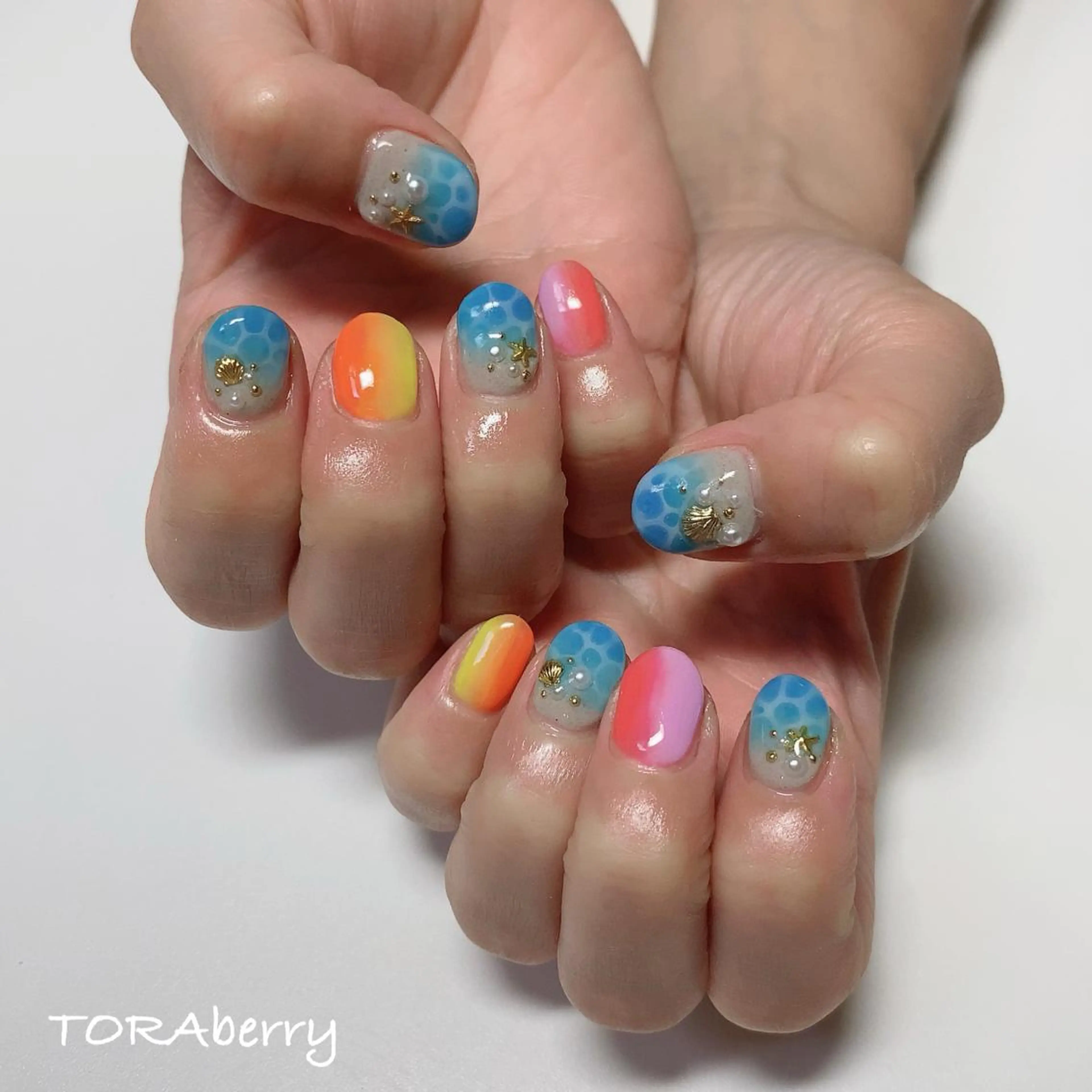 ネイル ハンドネイル ネイリスト なつみのネイルデザイン