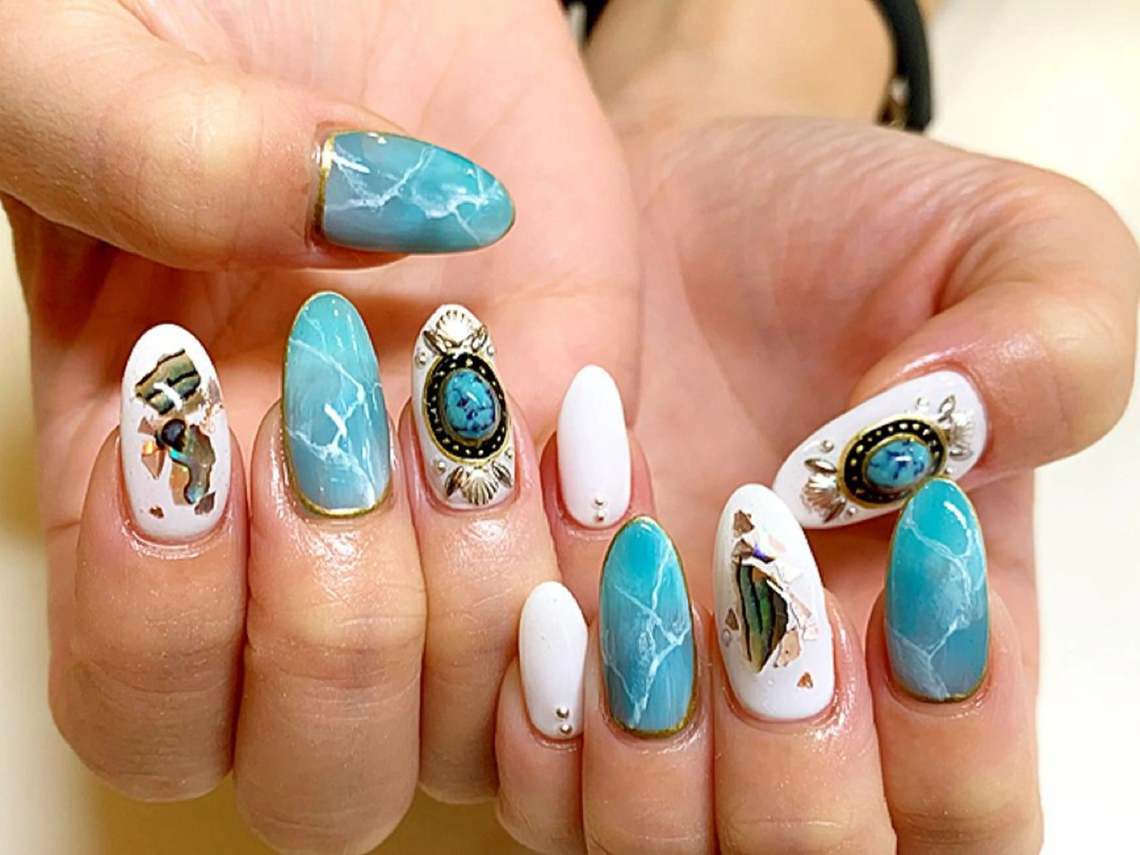 ネイル 吉澤 圭のネイルデザイン