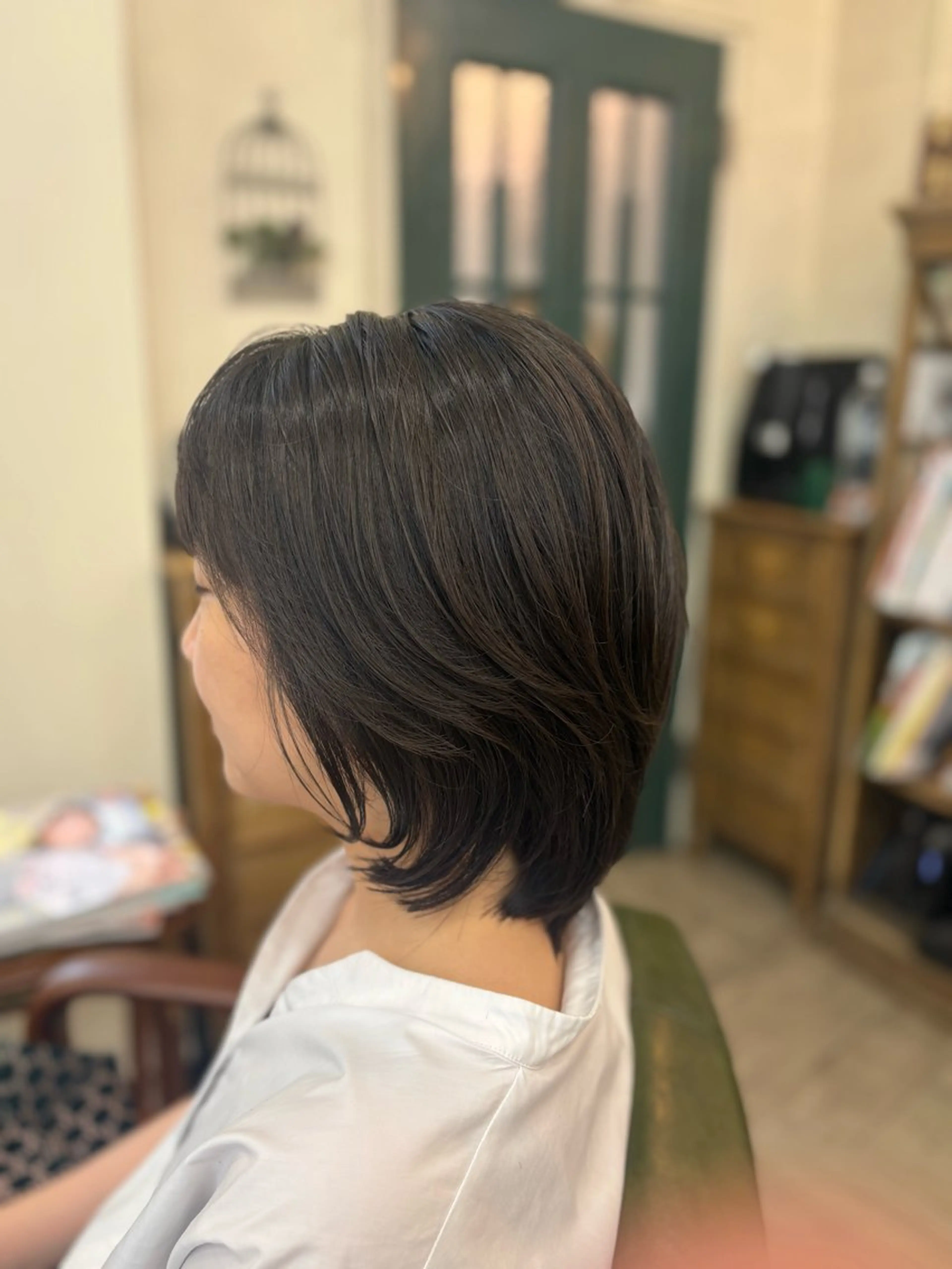 ミディアム レイヤーカット カット 新宿御苑/艶髪カラー 髪質改善/山口のヘアスタイル