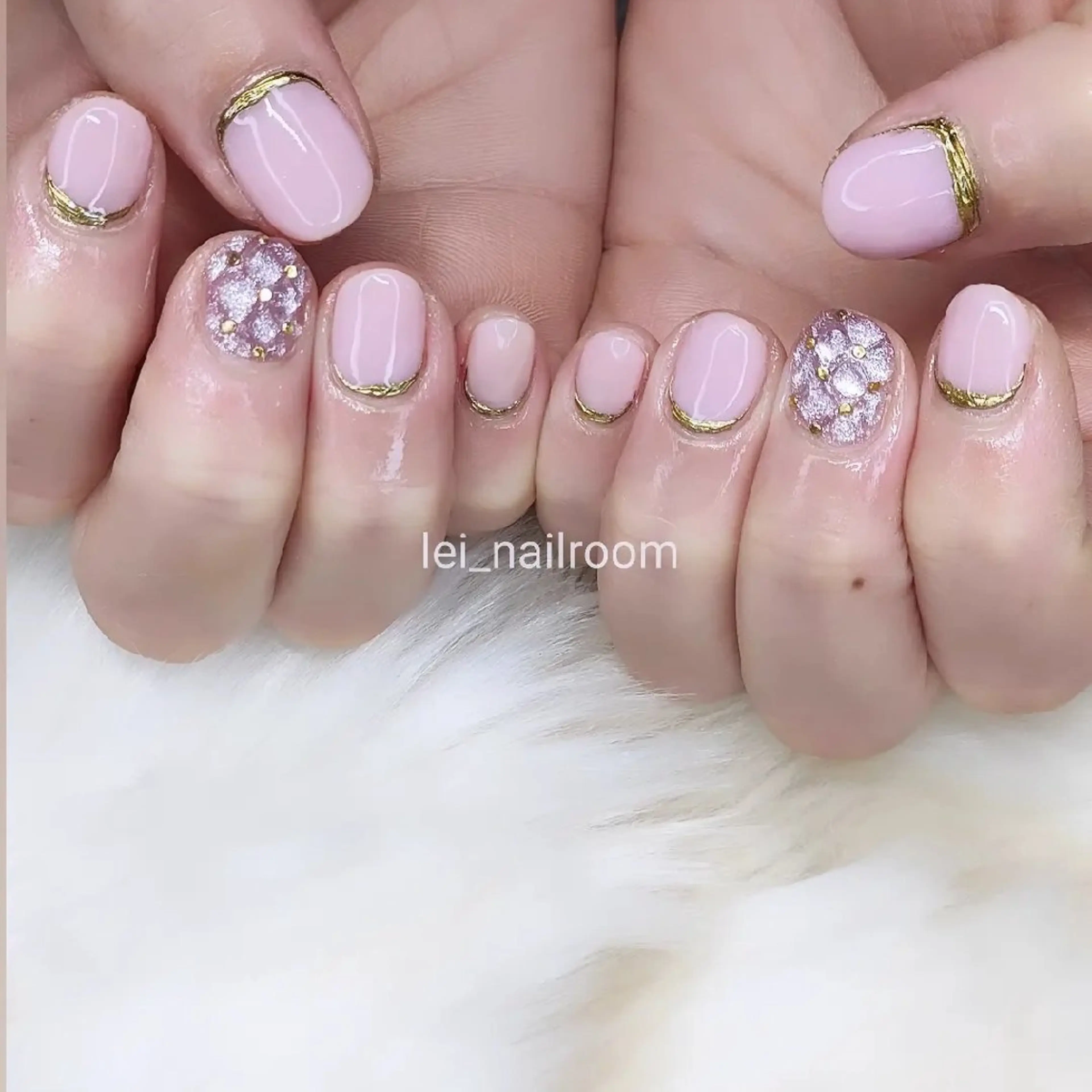ネイル アートネイル ジェルネイル マグネットネイル ショートネイル lei🌼 nailroomのネイルデザイン