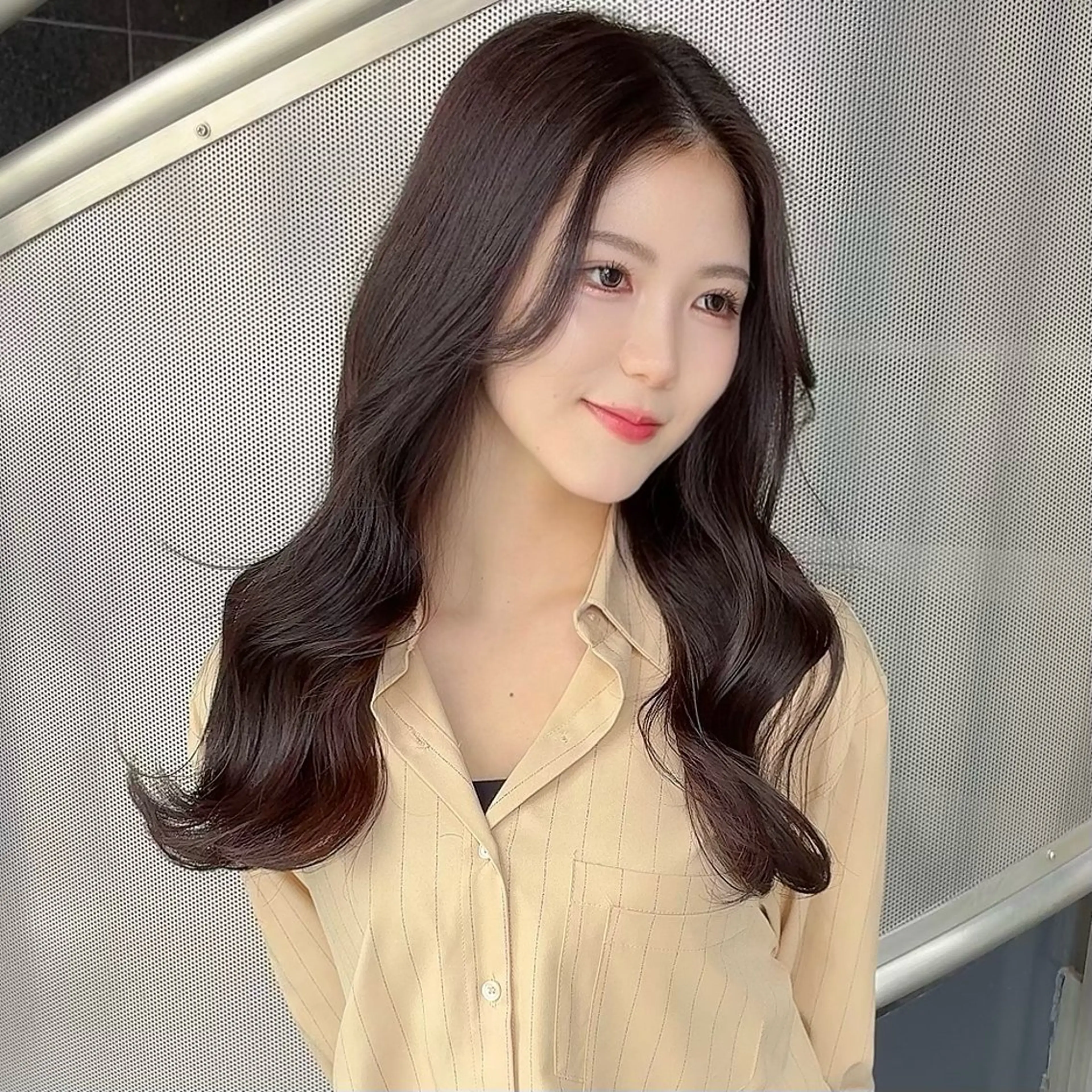 ロング ロング カット ヘアカラー calna 古賀 菜摘のヘアスタイル