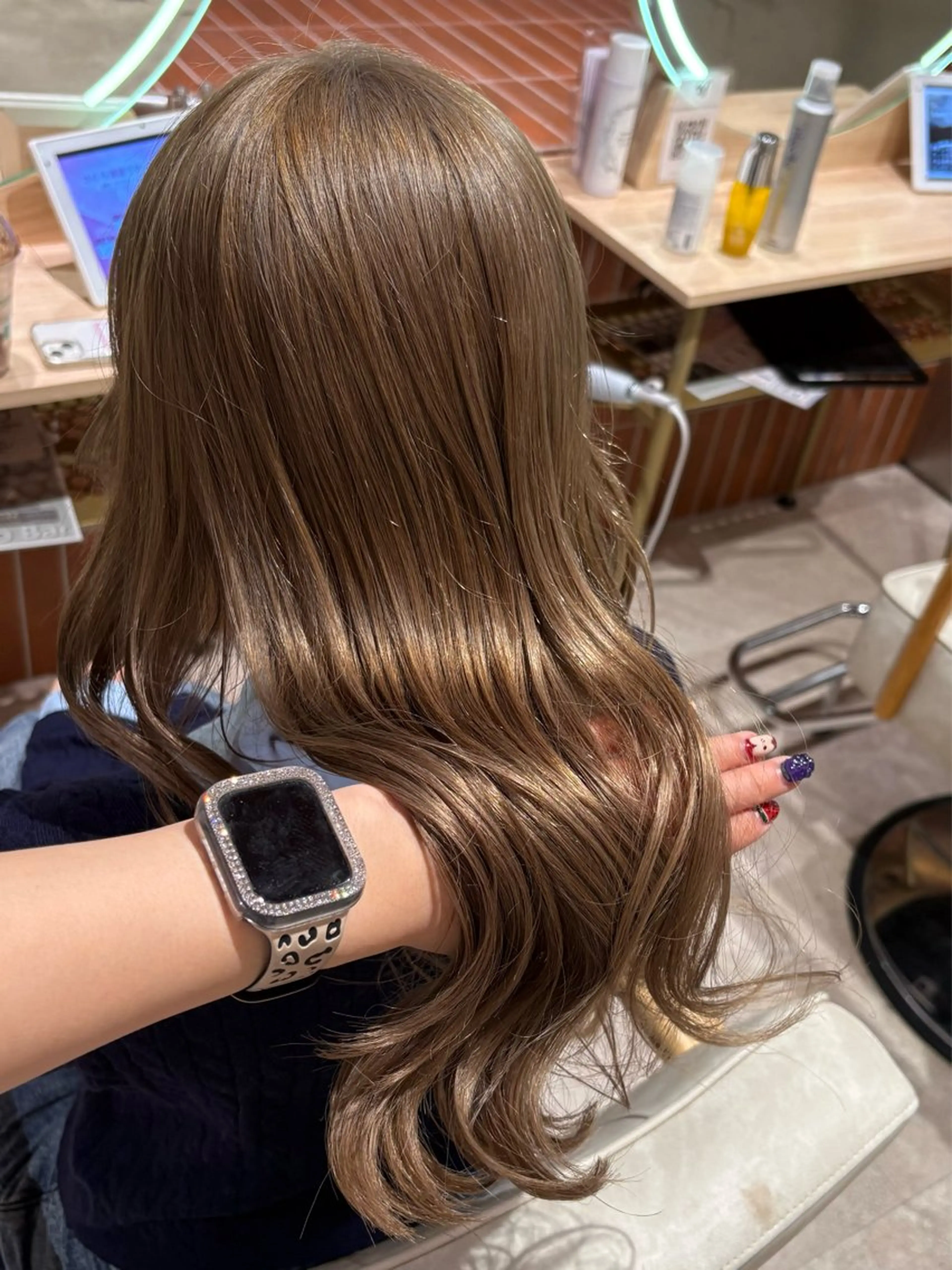 ロング カラー ベージュカラー ラテベージュ ヘアカラー トリートメント 似合わせカット/ メンズ/ココネ⭐️のヘアスタイル