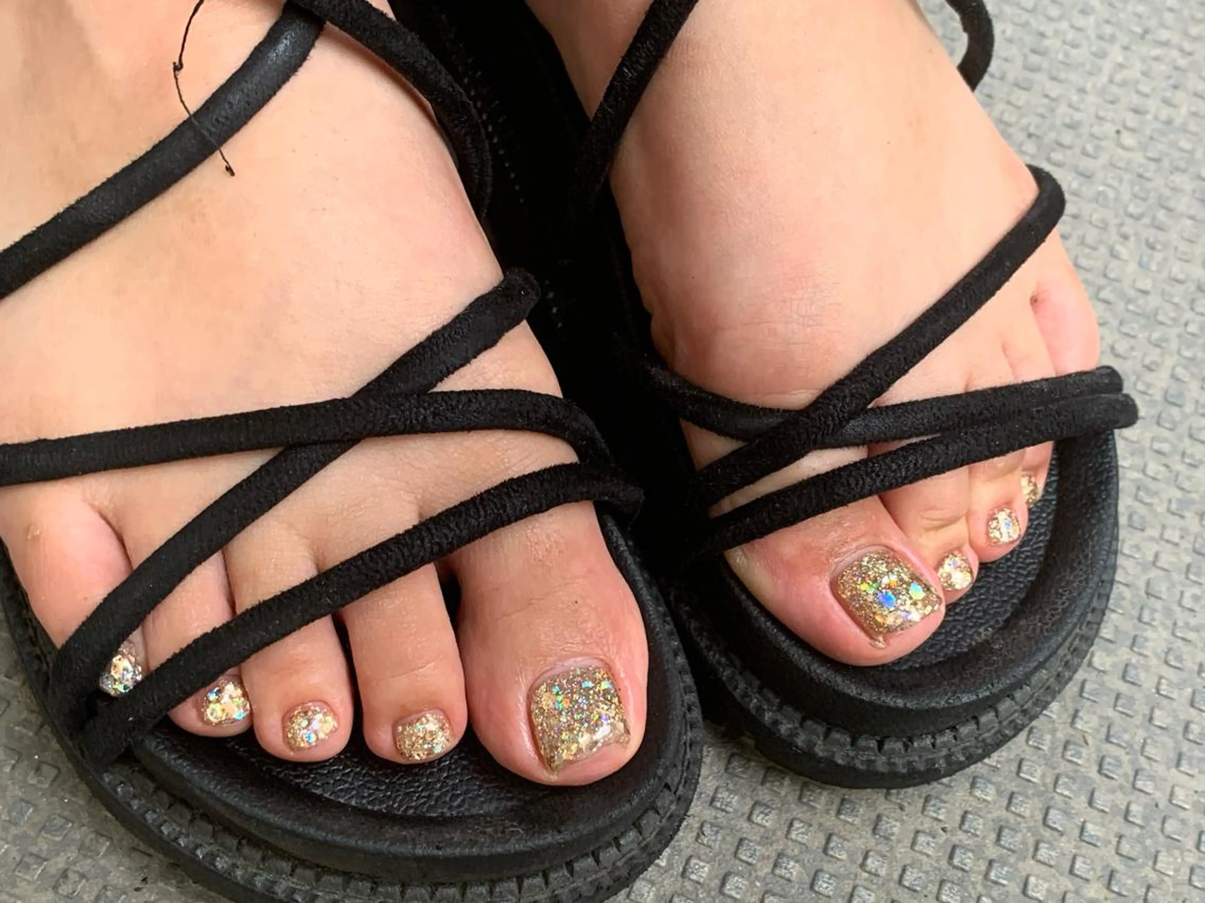 ネイル フットネイル ワンカラーネイル マキノ ユイのネイルデザイン