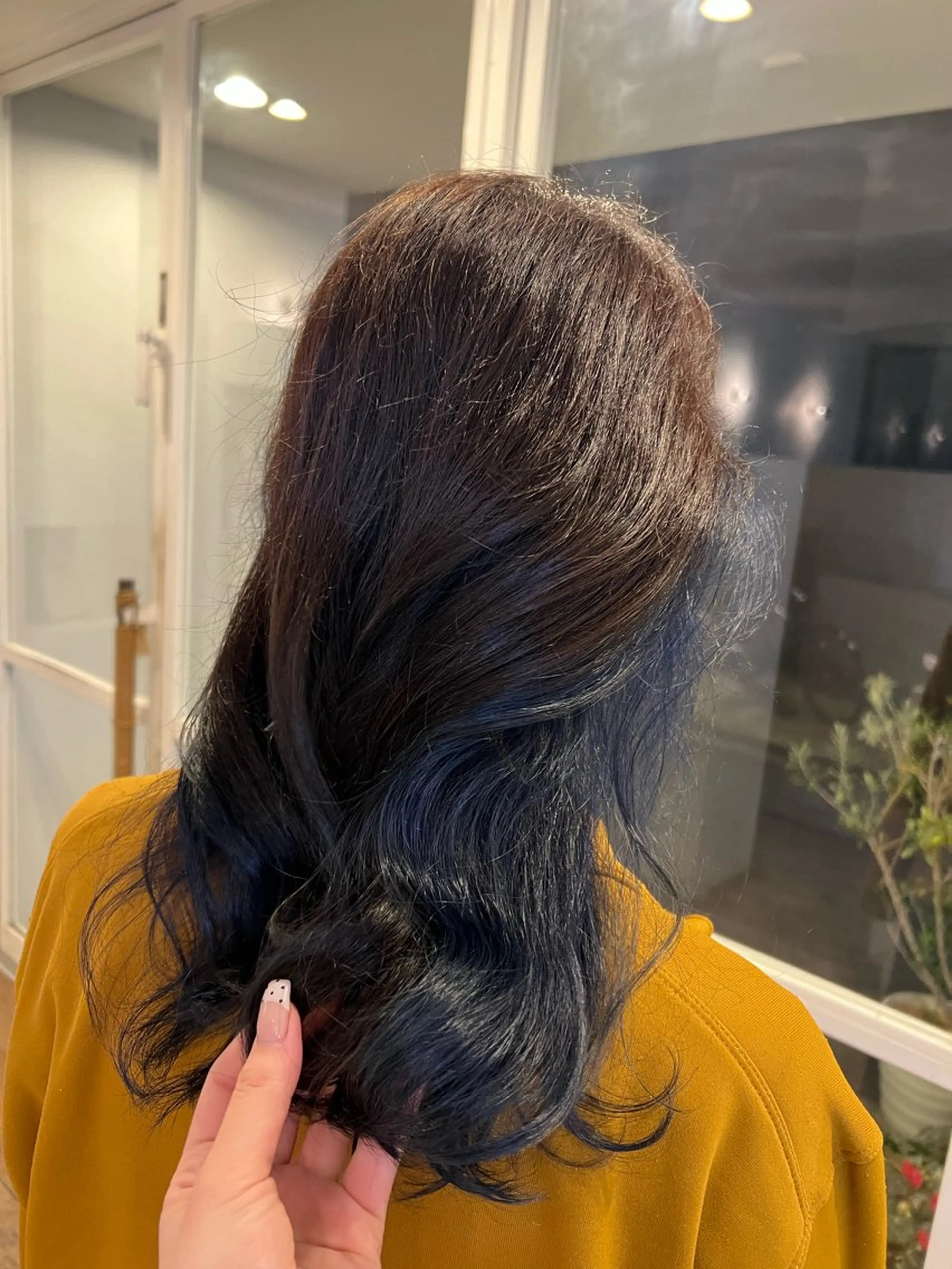 カラー 『YARD.』 森崎 優菜のヘアスタイル