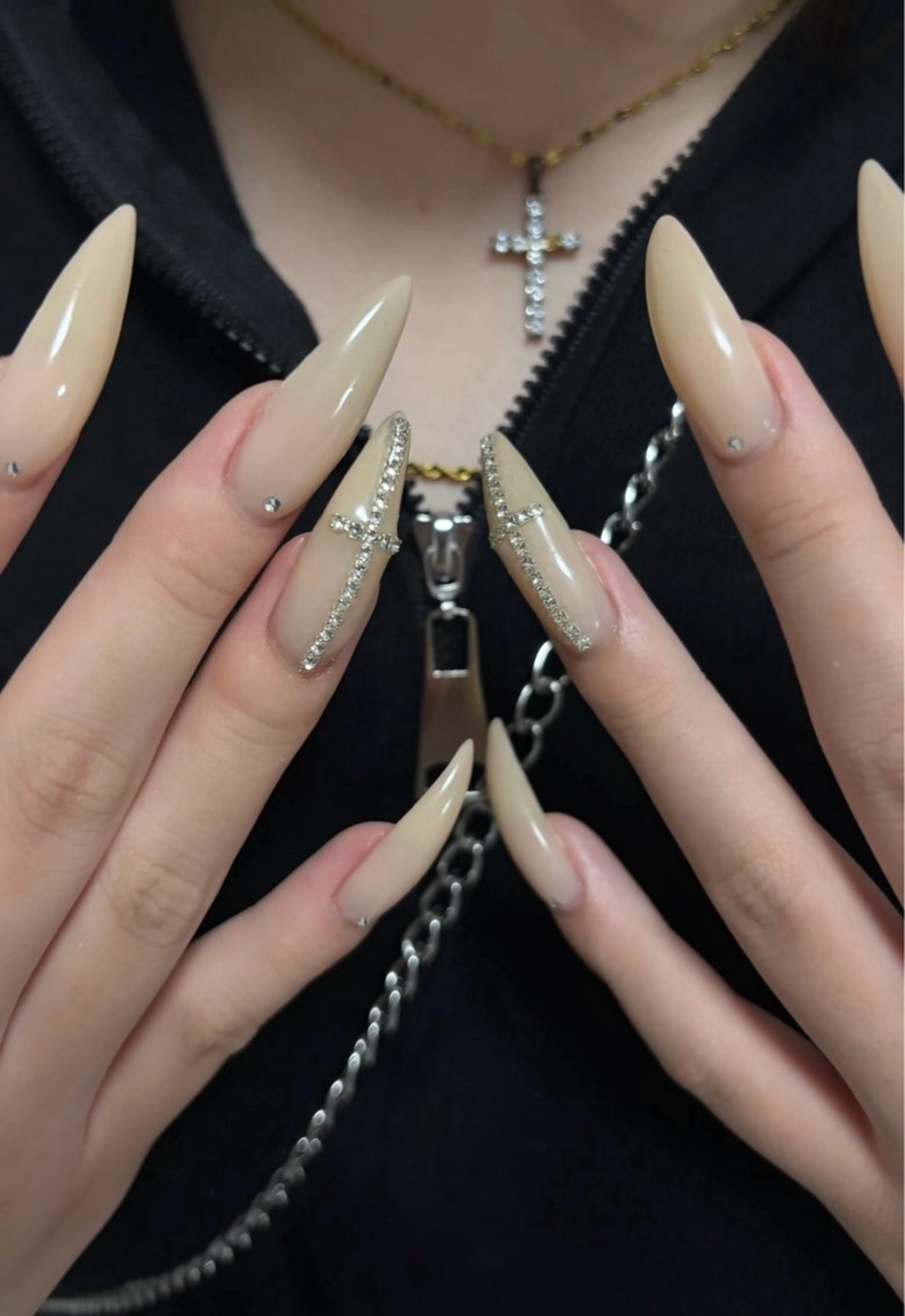 ネイル ハンドネイル BERA NAILSのネイルデザイン