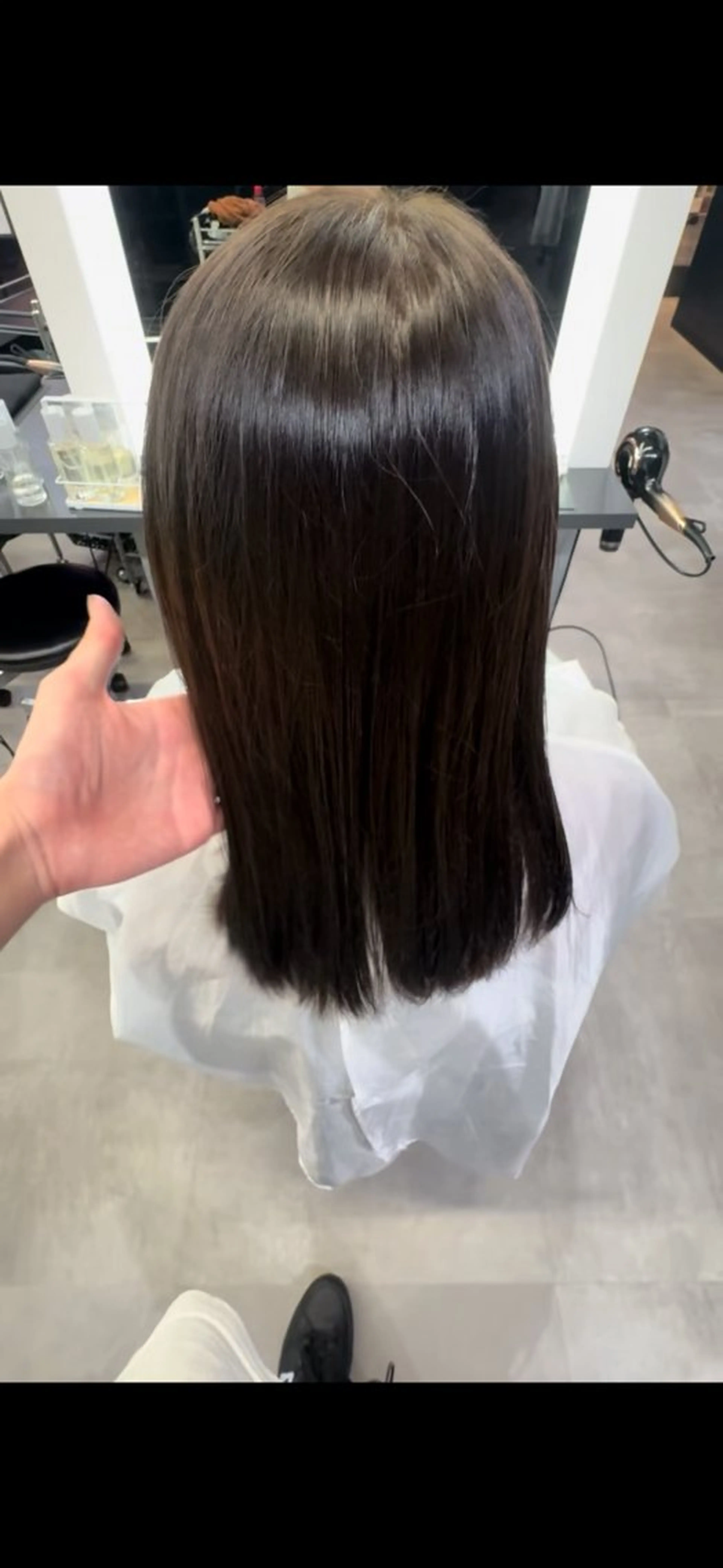 ミディアム カラー ベージュカラー オリーブベージュ BLESS seiyuのヘアスタイル