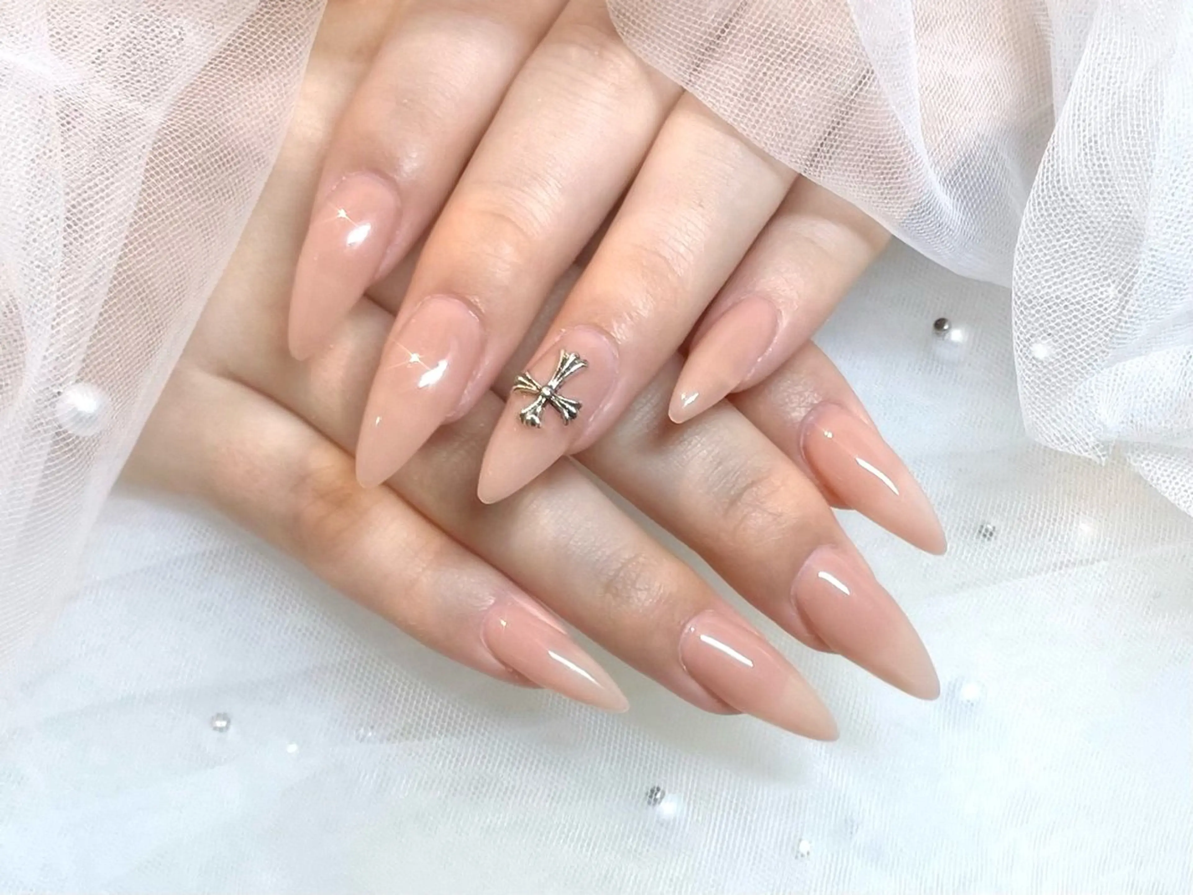 ネイル ジェルネイル ロングネイル ワンカラーネイル ハンドネイル ANDY💫 KANONのネイルデザイン