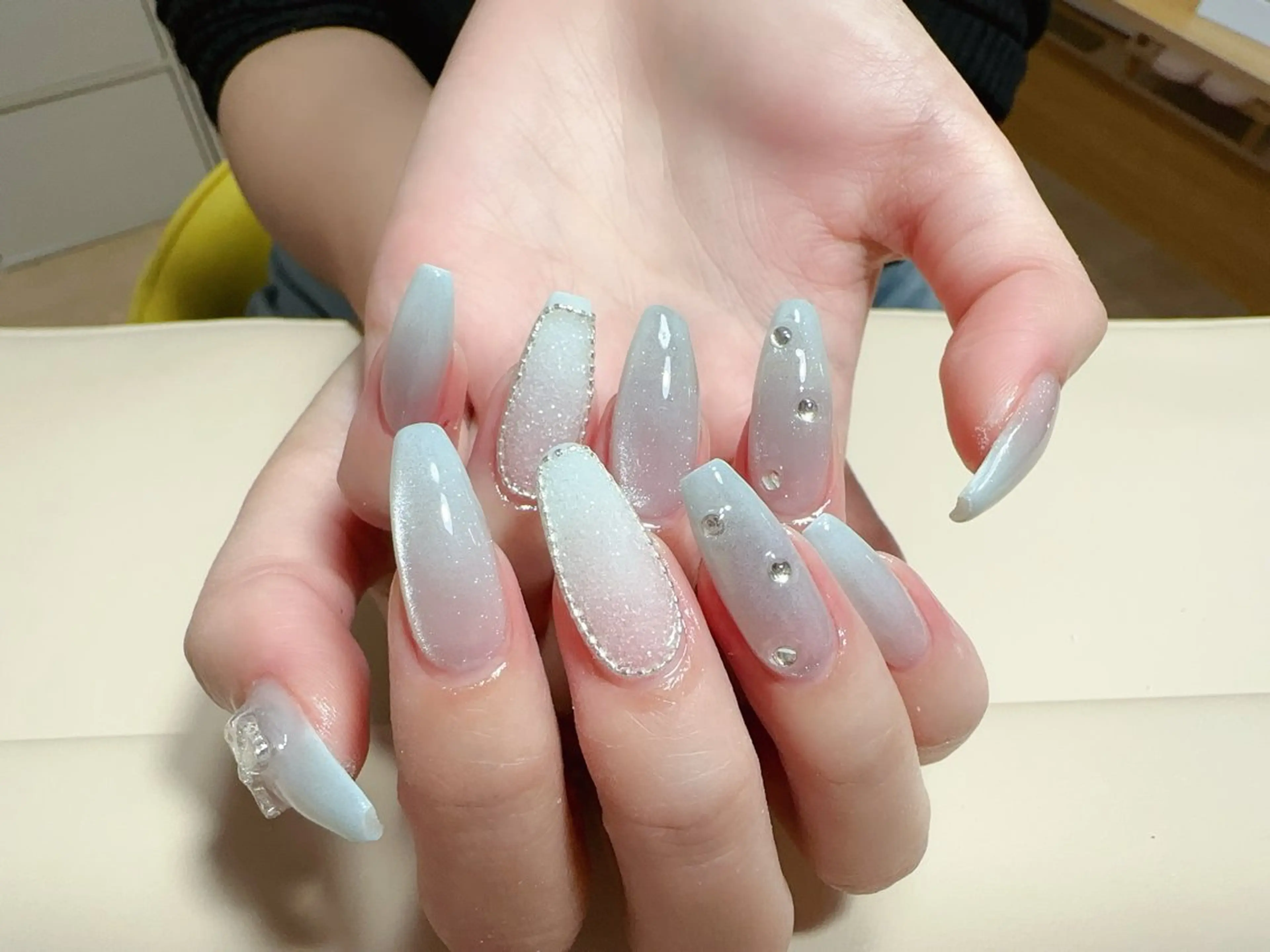 ネイル ハンドネイル NAIL CIRCLESのネイルデザイン