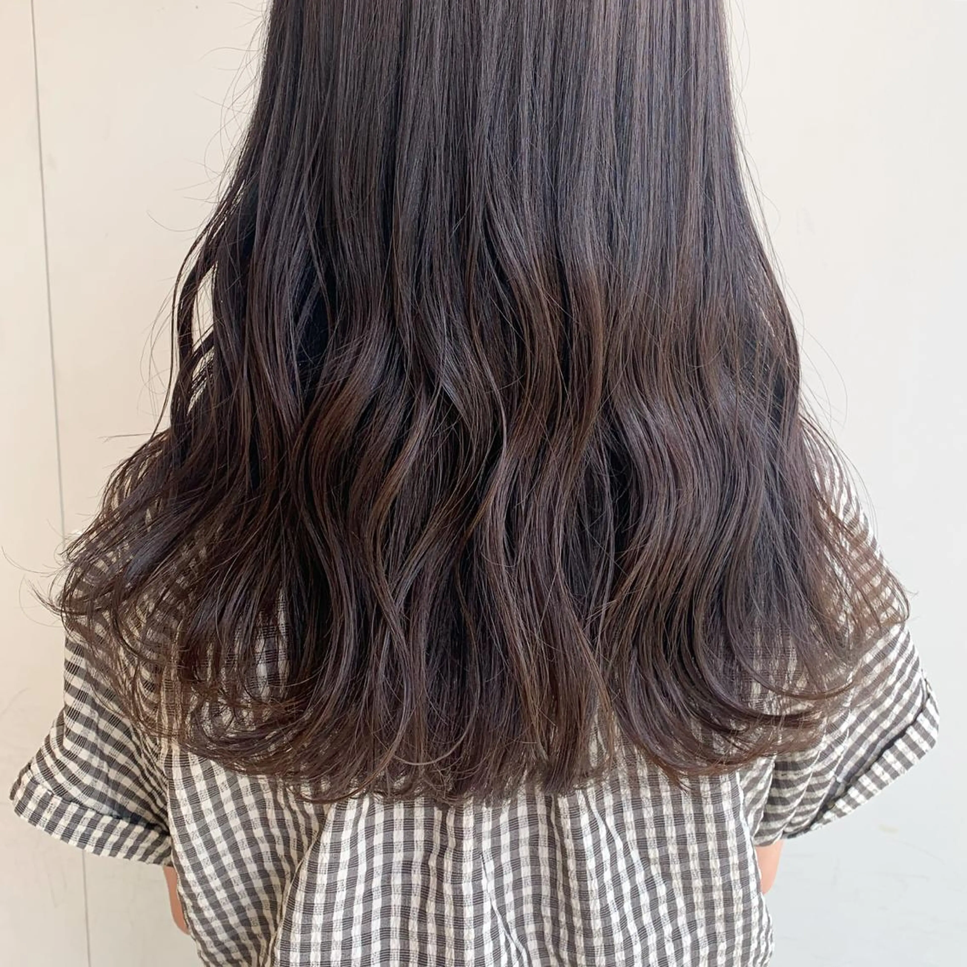カラー 山口 莉奈のヘアスタイル