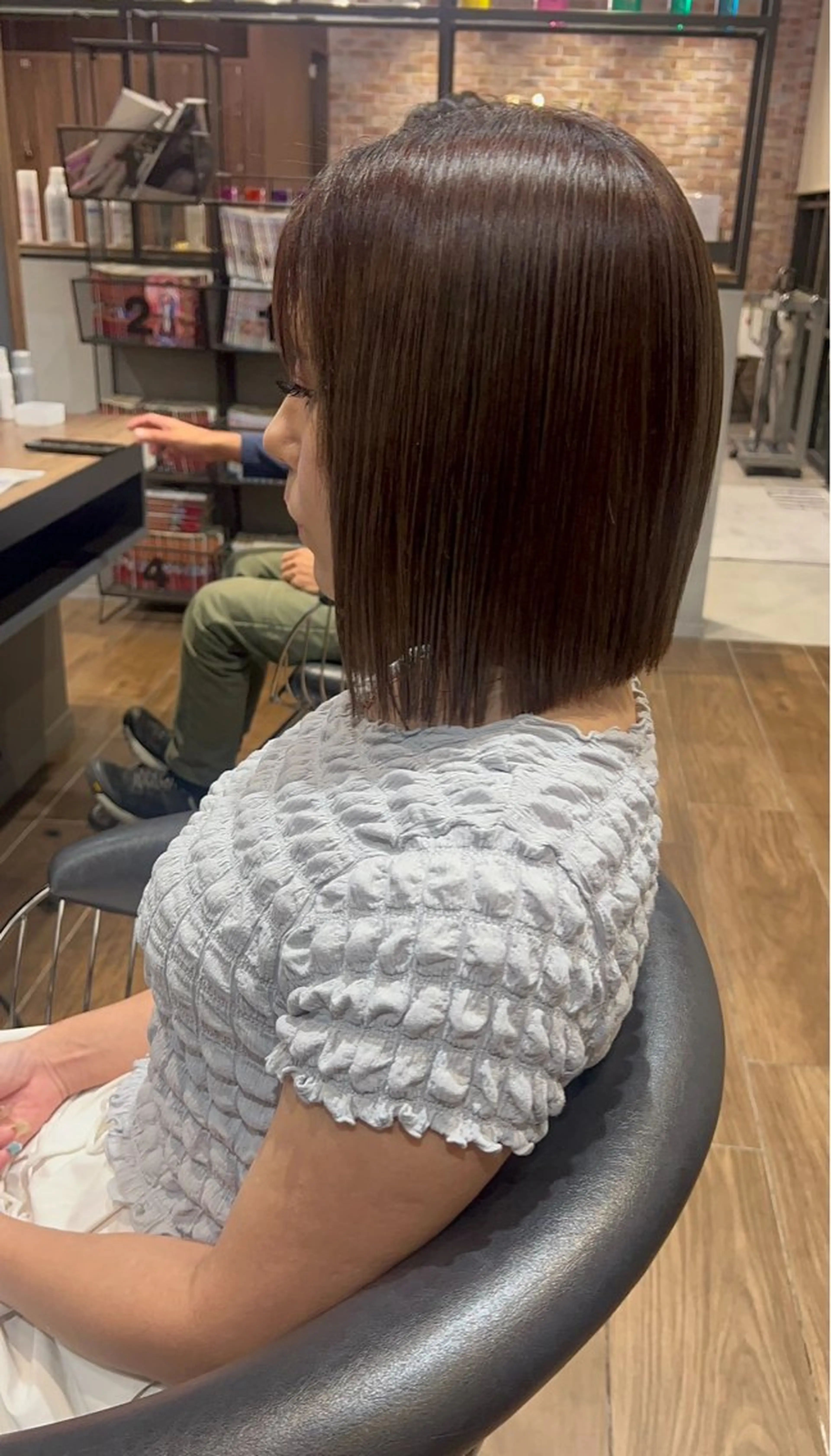 ショート ボブ くせ毛 髪質改善 縮毛矯正 ヘアメイクアース泡瀬店所属・徳森 翔磨のヘアスタイル