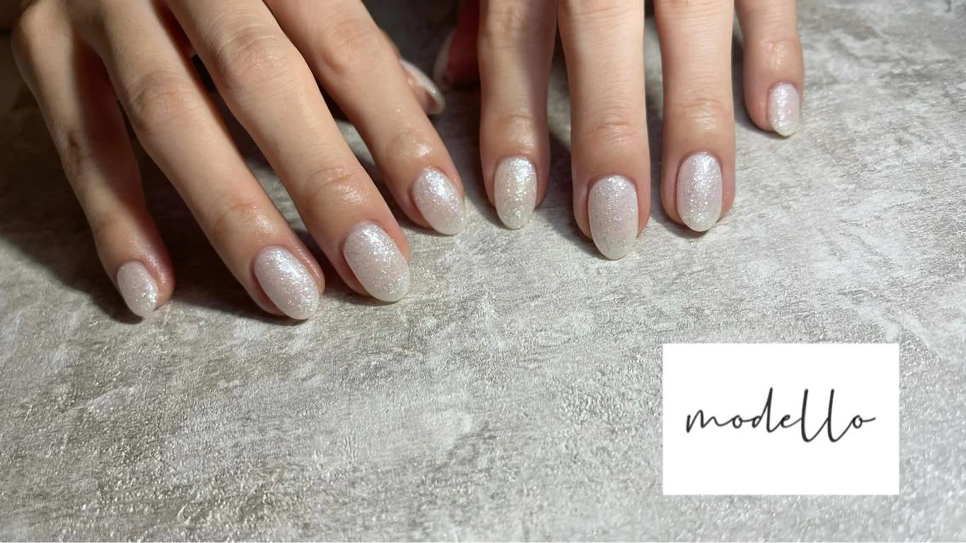 ネイル キラキラネイル 韓国ネイル ワンカラーネイル ハンドネイル modello tsugumiのネイルデザイン