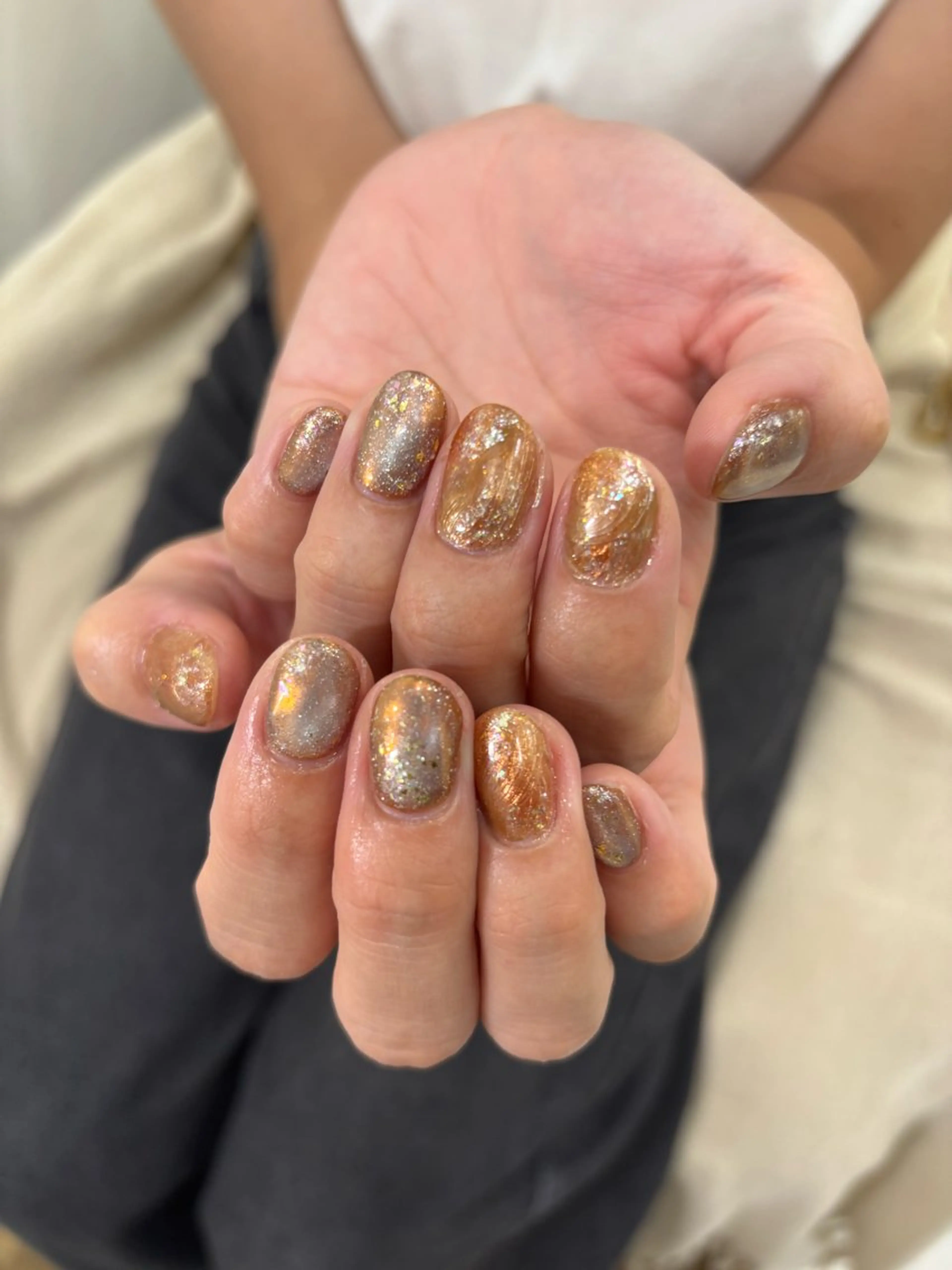 ネイル ブラウン ニュアンスネイル オレンジ ハンドネイル THREE nail 長谷川のネイルデザイン