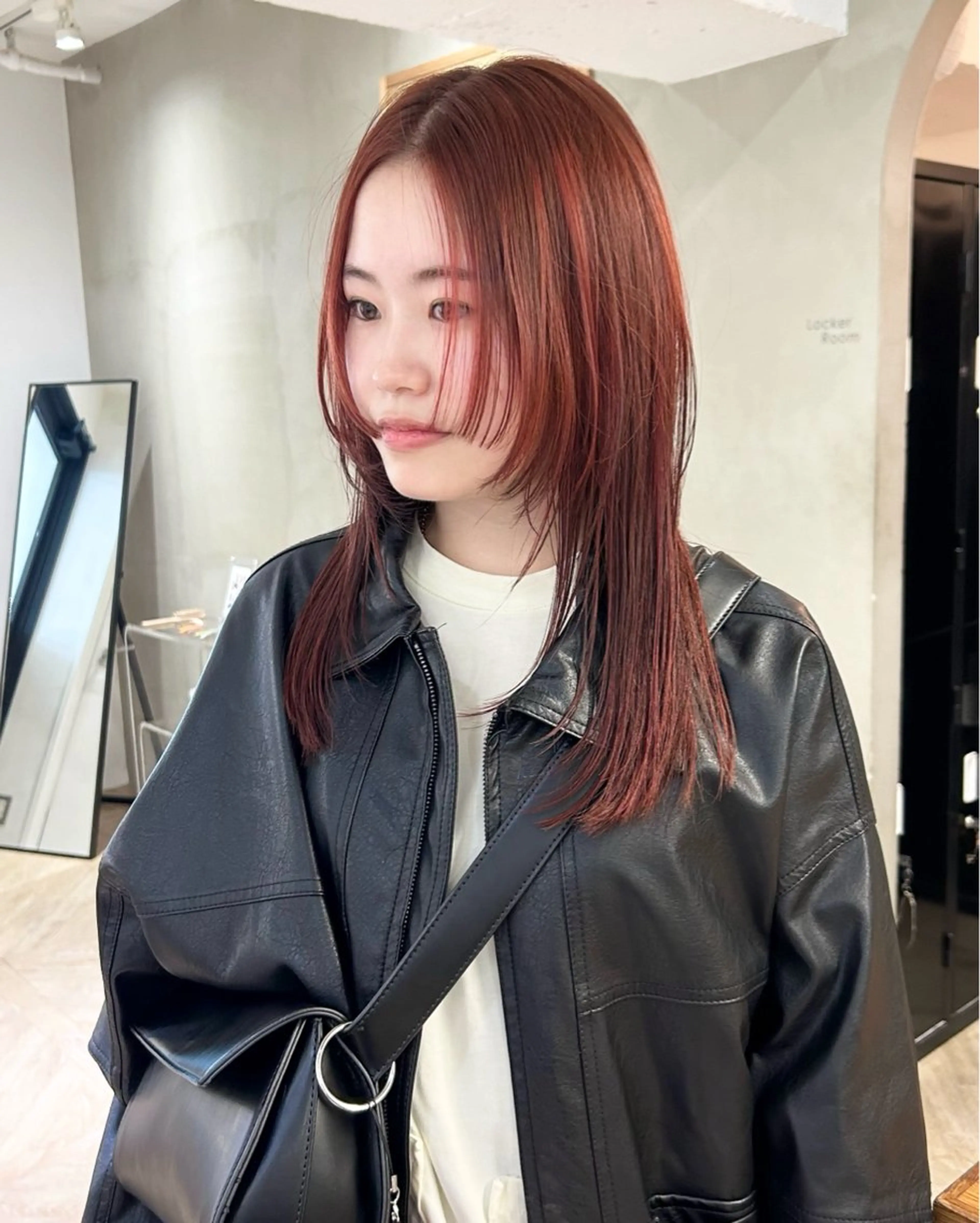 ロング カラー ブリーチ ダブルカラー ブリーチなしカラー 顔まわりレイヤー 顔周りカット レイヤーカット/栄/ 顔周り/キトウモエノのヘアスタイル