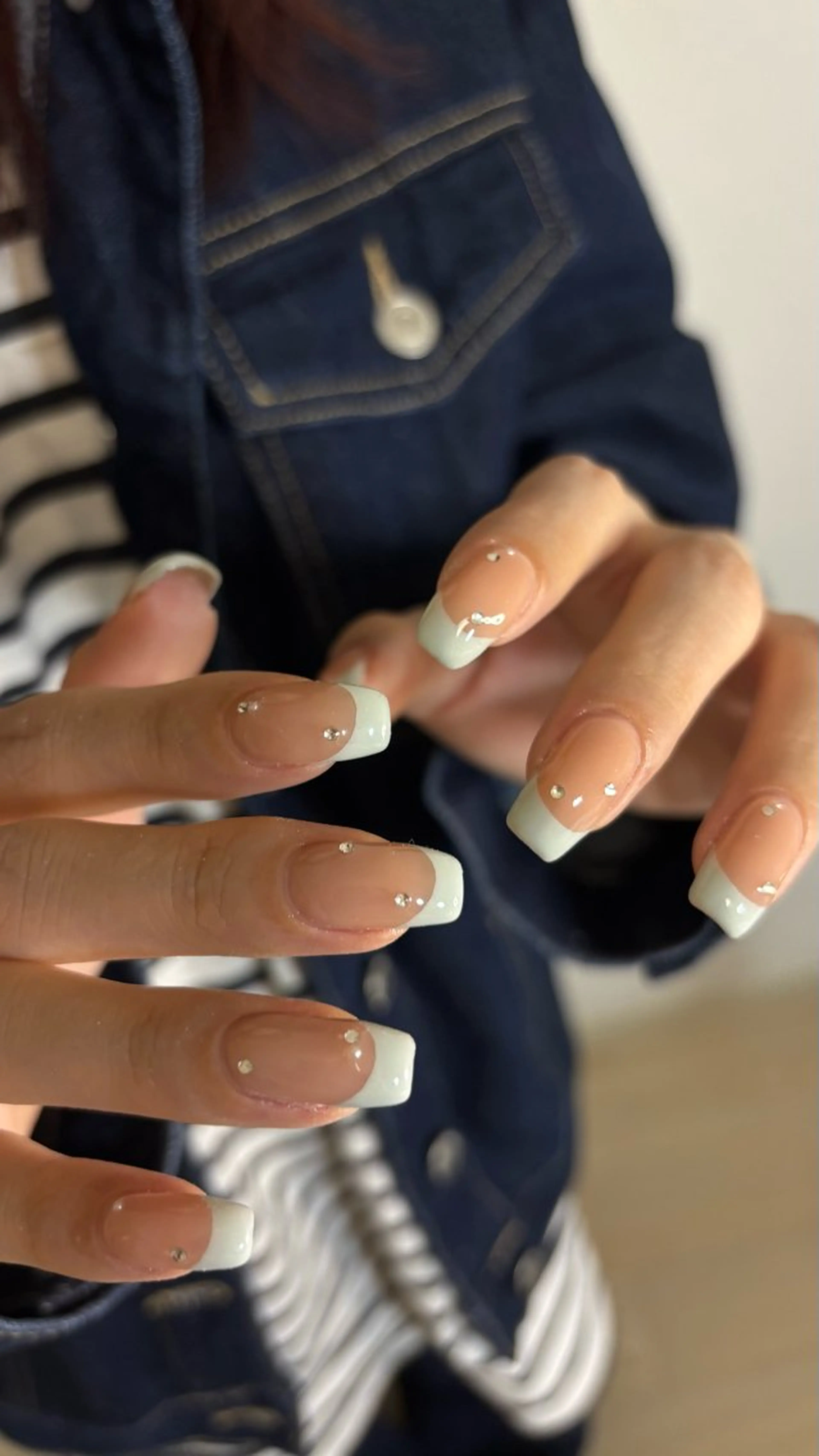 ネイル フレンチネイル グリーン ハンドネイル moufu.nail /sayaka 本町のネイルデザイン