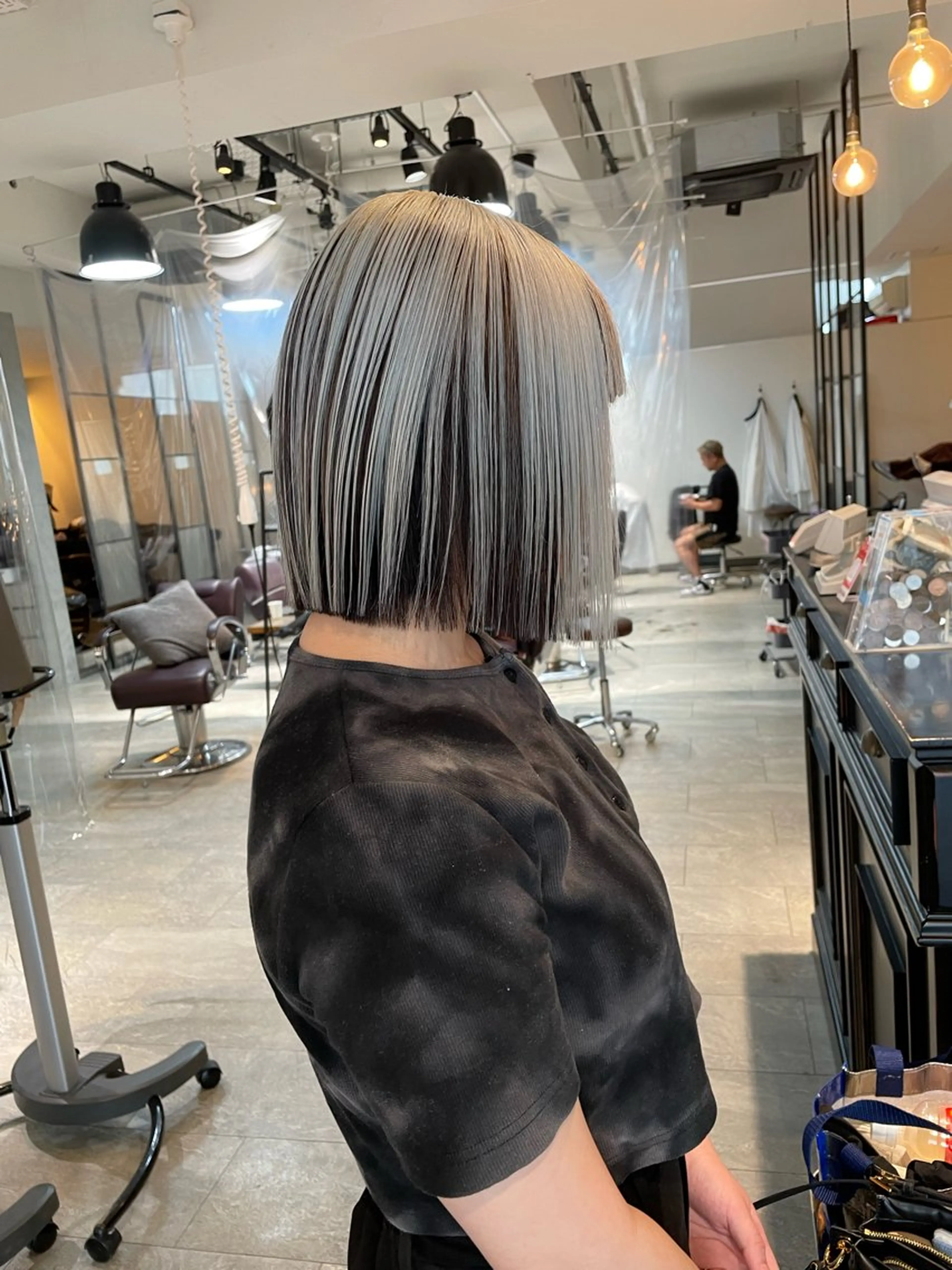 ミディアム カラー カット ヘアカラー トリートメント ヘアセット 💜ハイトーン💛 マジカルかいちゃんのヘアスタイル