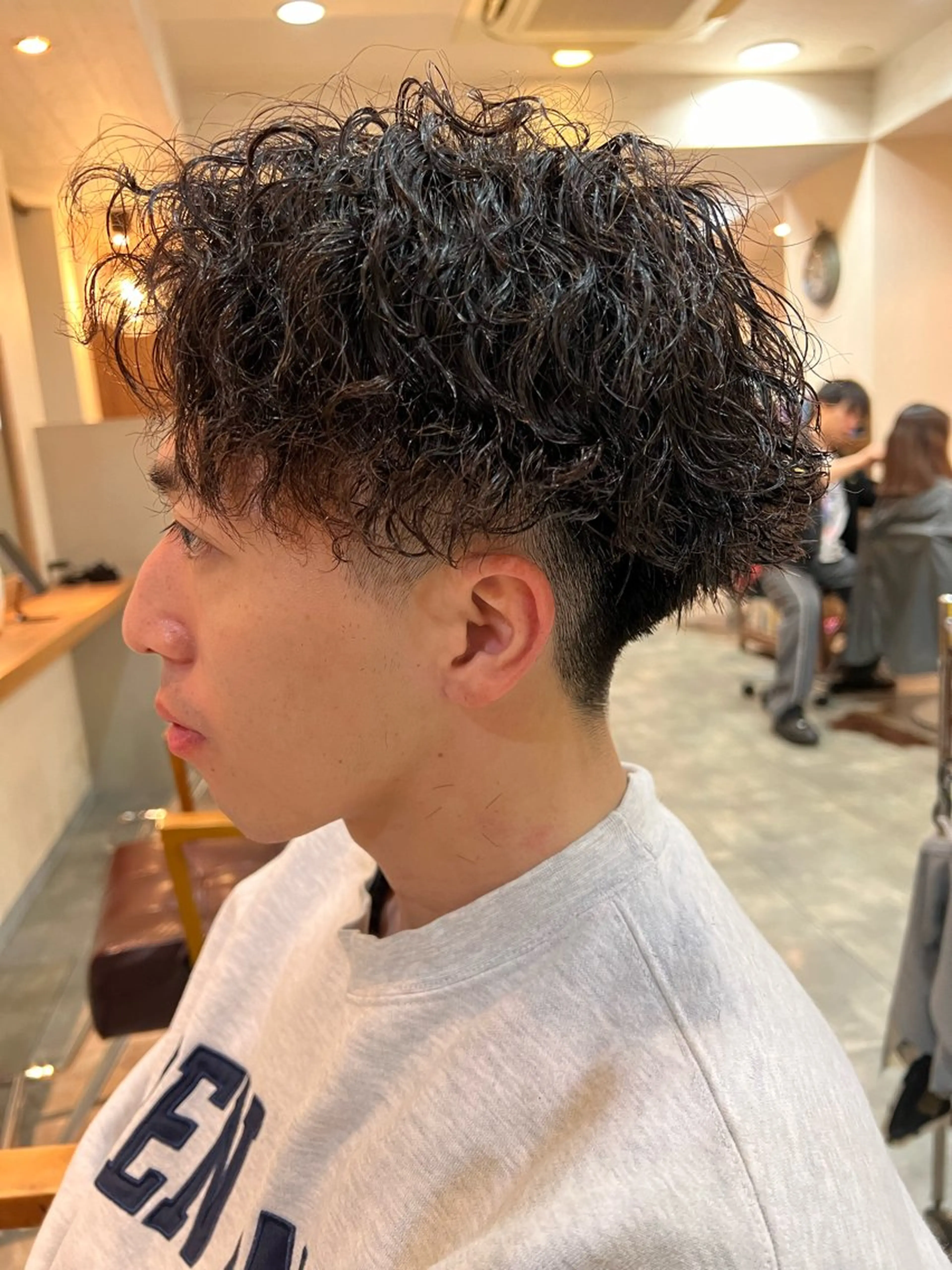 パーマ メンズ 透明感・艶感 小坂隼斗のヘアスタイル