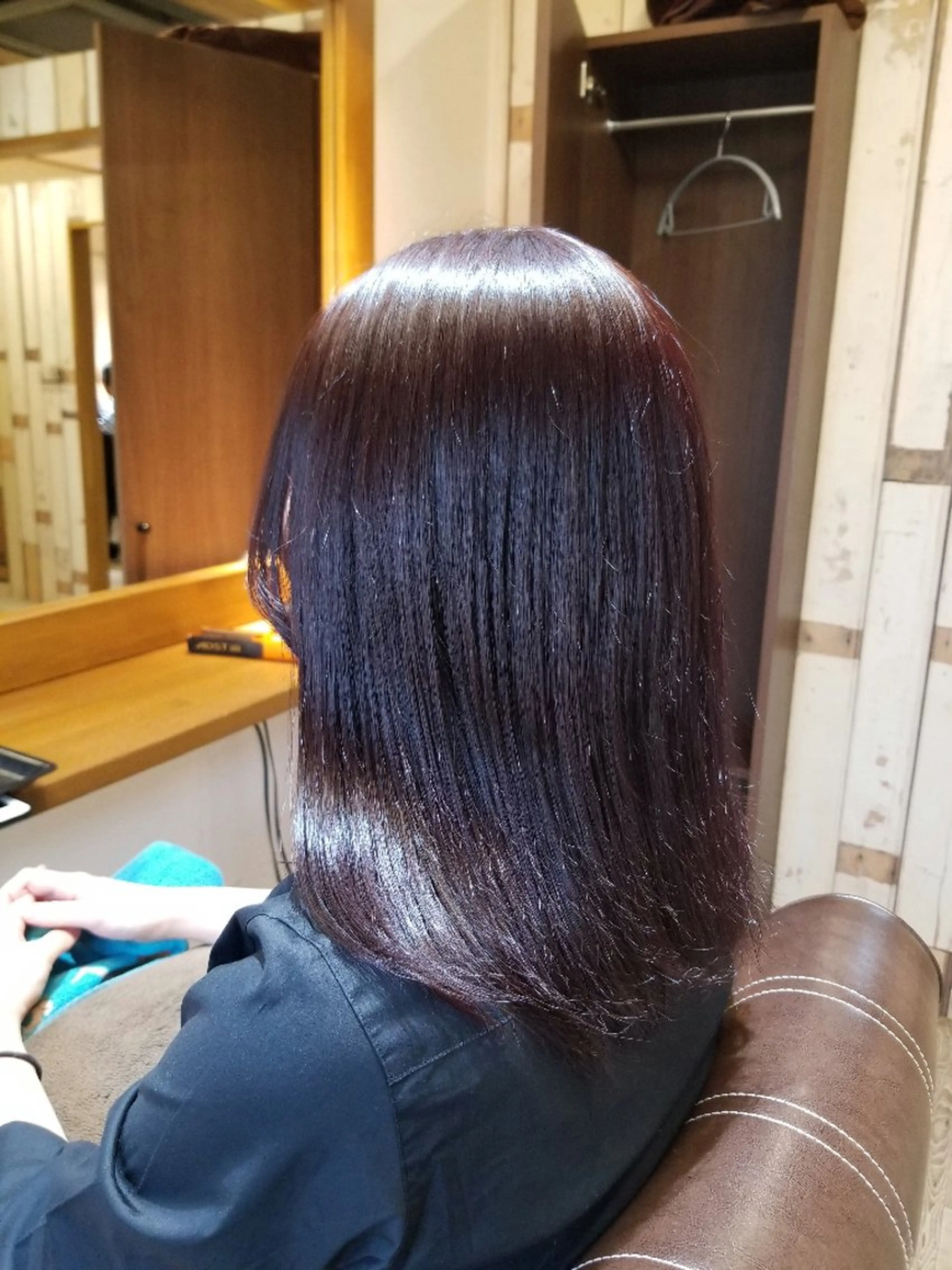 ミディアム カラー ブラウンカラー ピンクカラー バイオレットカラー バイオレットブラウン カット ヘアカラー トリートメント 松江 幸世のヘアスタイル