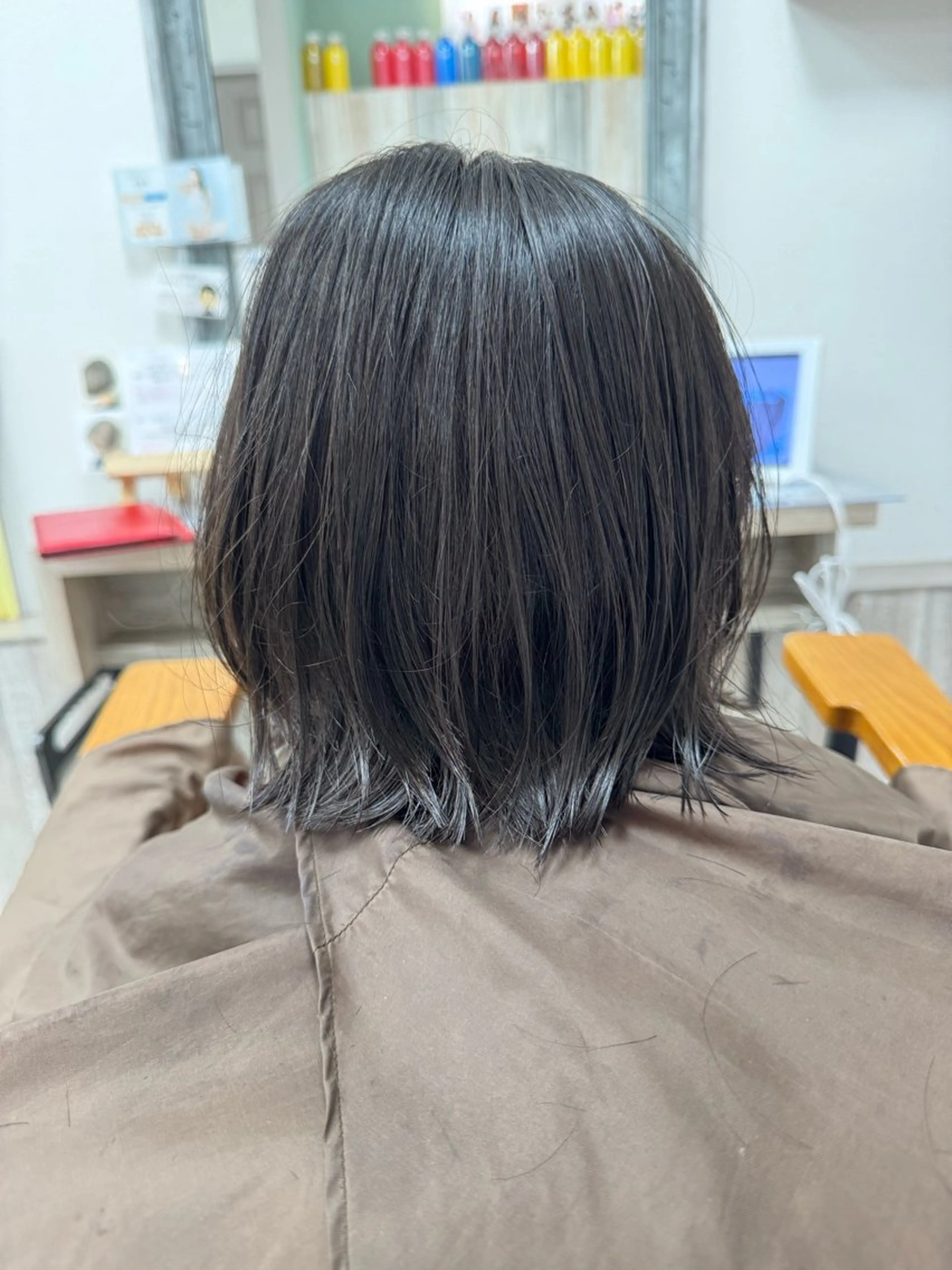 ミディアム ボブ くびれヘア 小顔カット カット 床櫻 唯のヘアスタイル