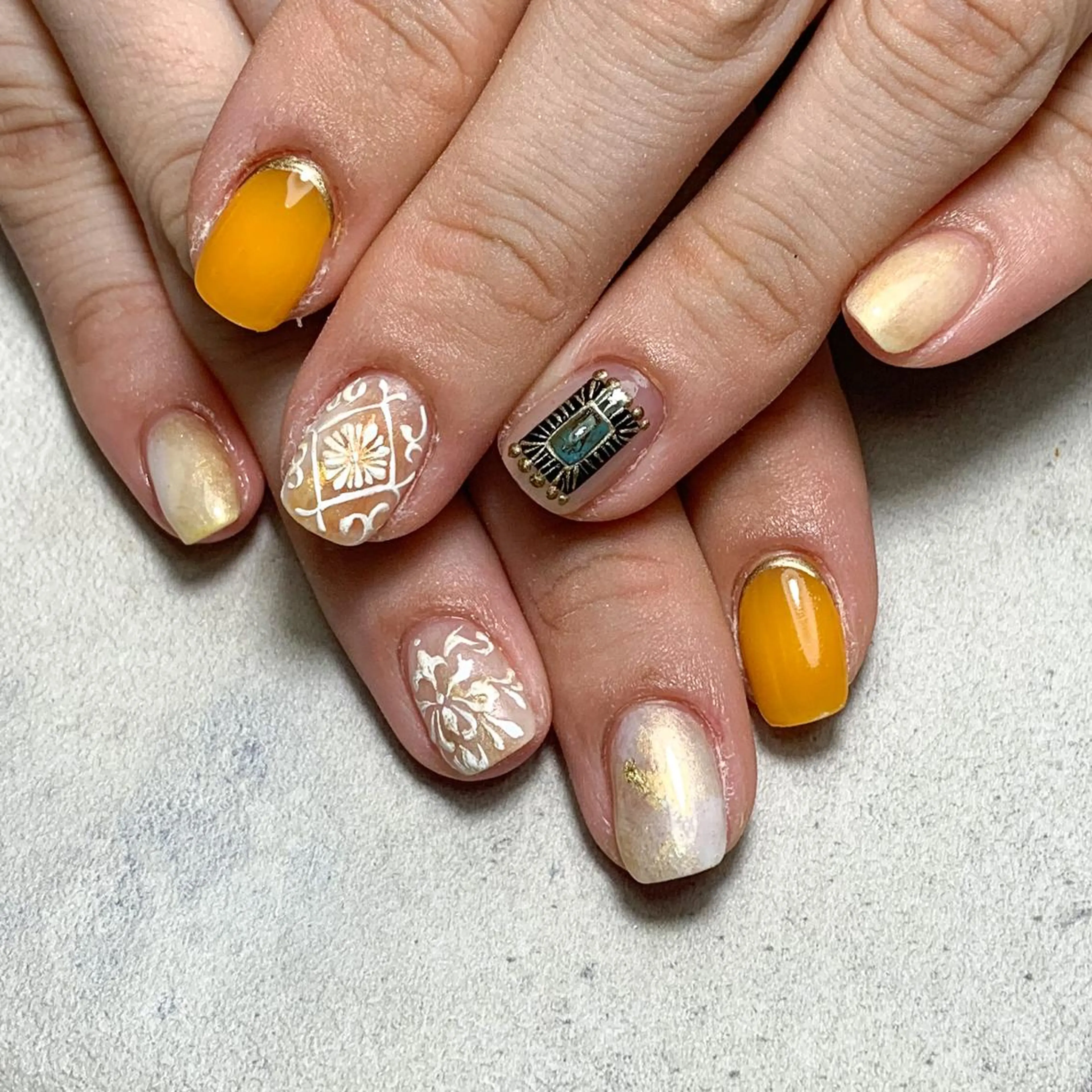 ネイル FIORITURA aiのネイルデザイン