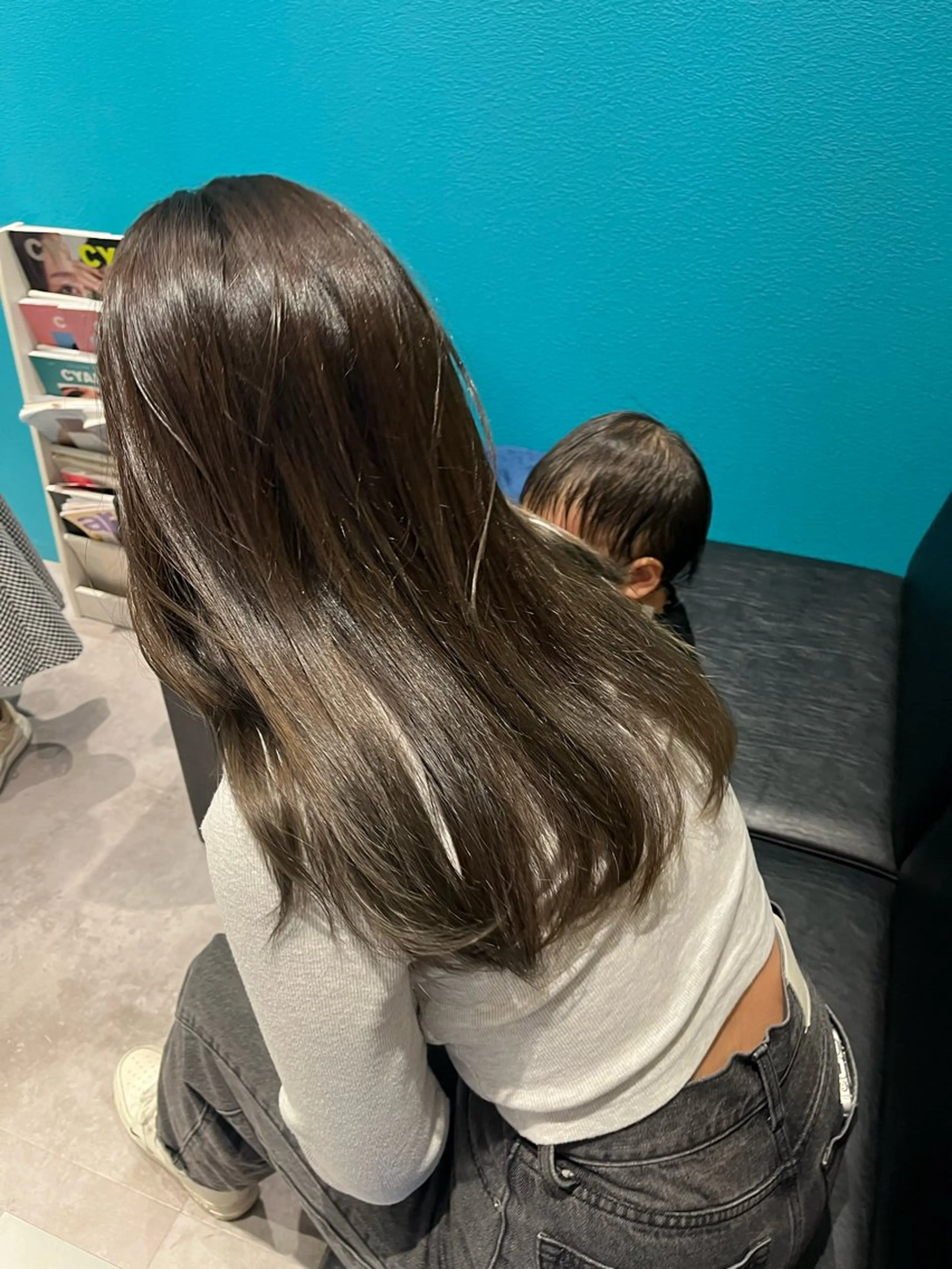 セミロング カット ヘアカラー トリートメント ナチュラル＊艶＊ 蒲生四丁目＊山保美月のヘアスタイル