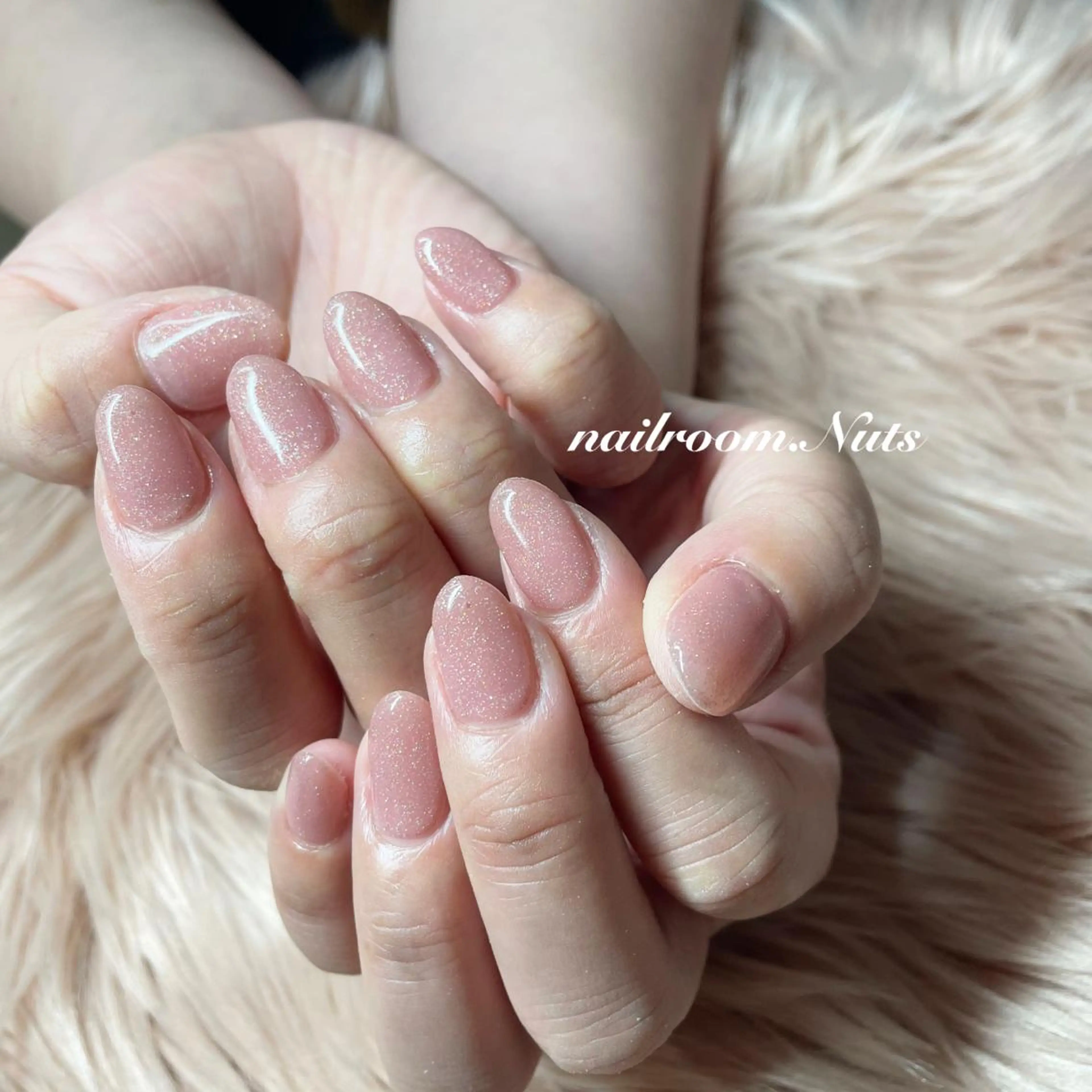 ネイル ハンドネイル nailsalon Nutsのネイルデザイン