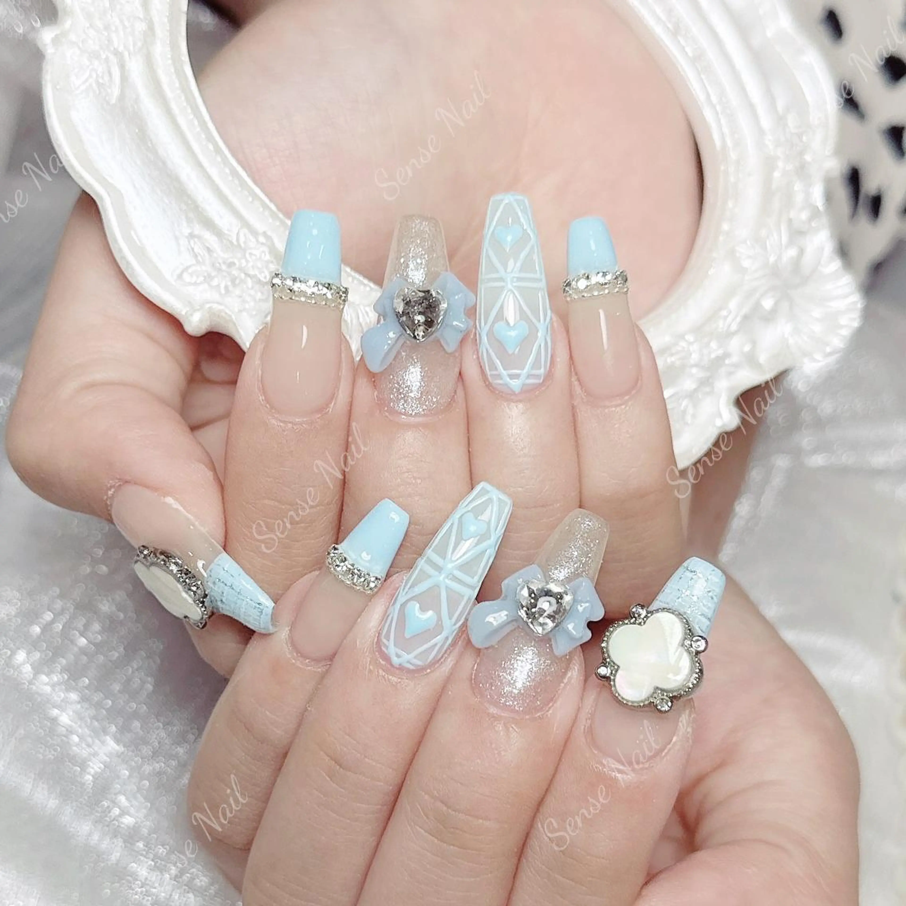 ネイル ハンドネイル ハンドケア Feinn Ink💕のネイルデザイン